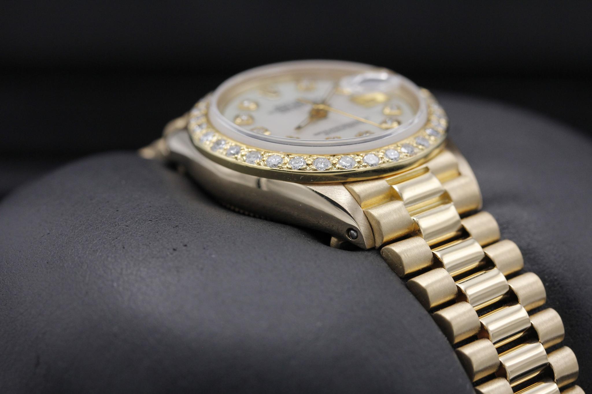 Watch Image 6