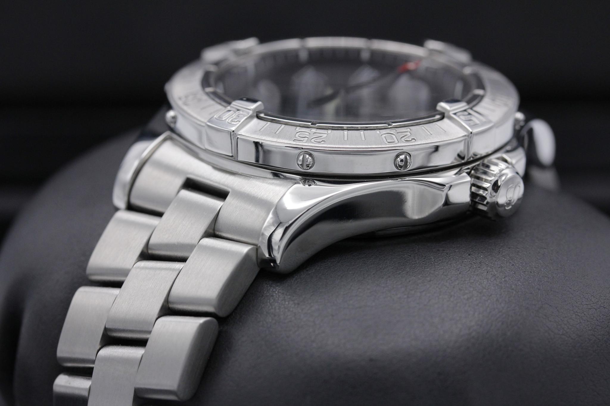 Watch Image 3