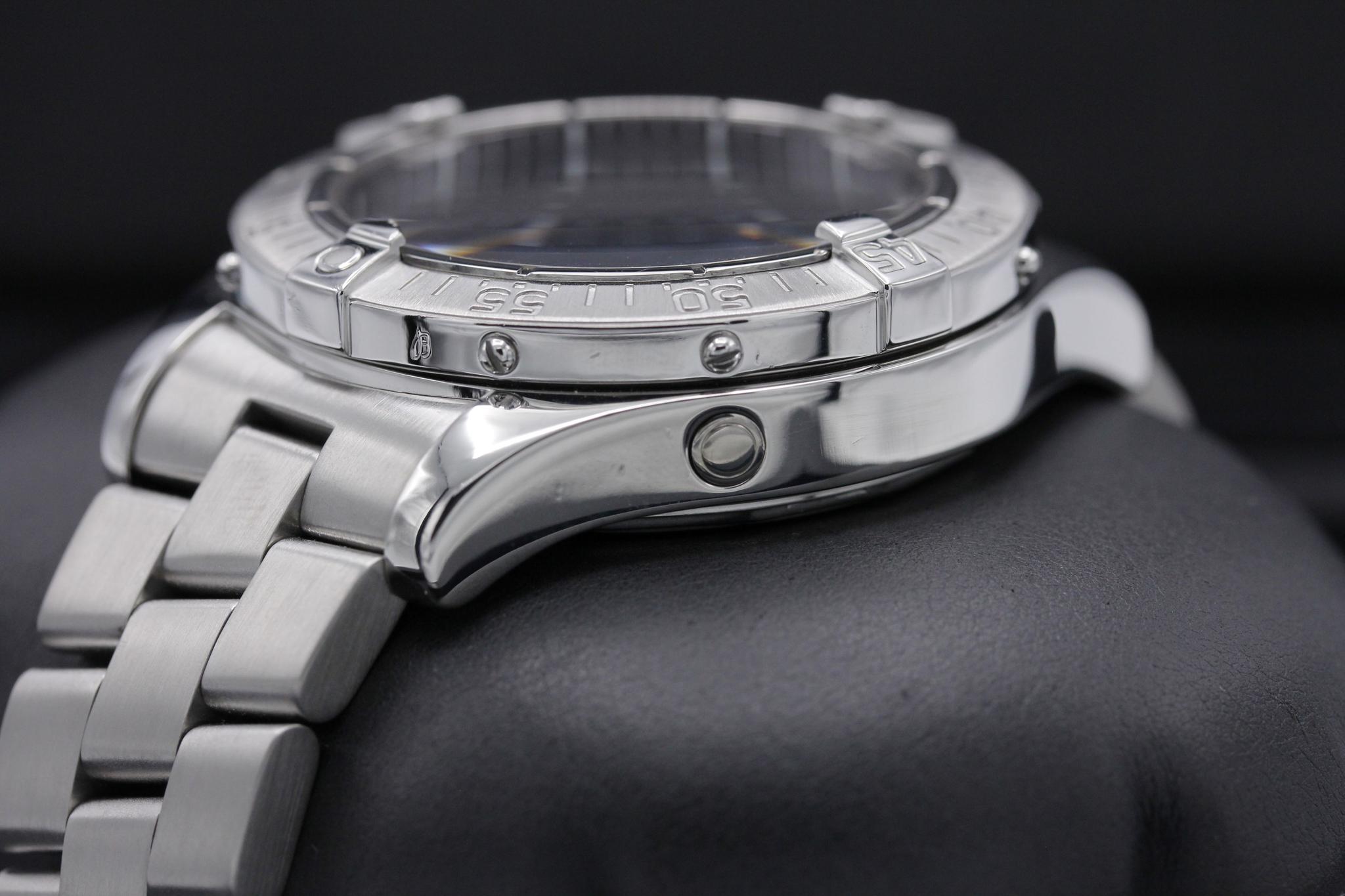Watch Image 8