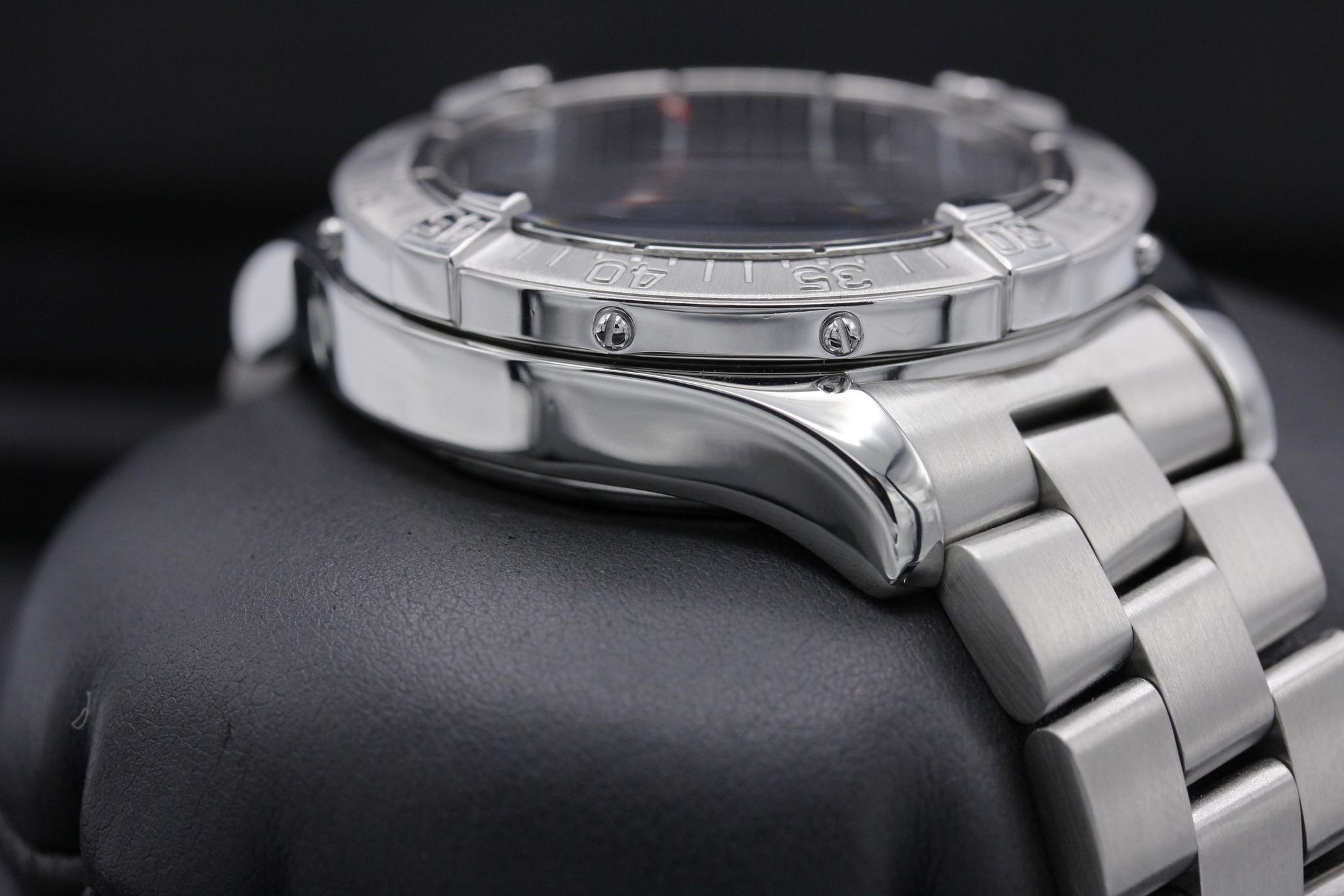 Watch Image 9