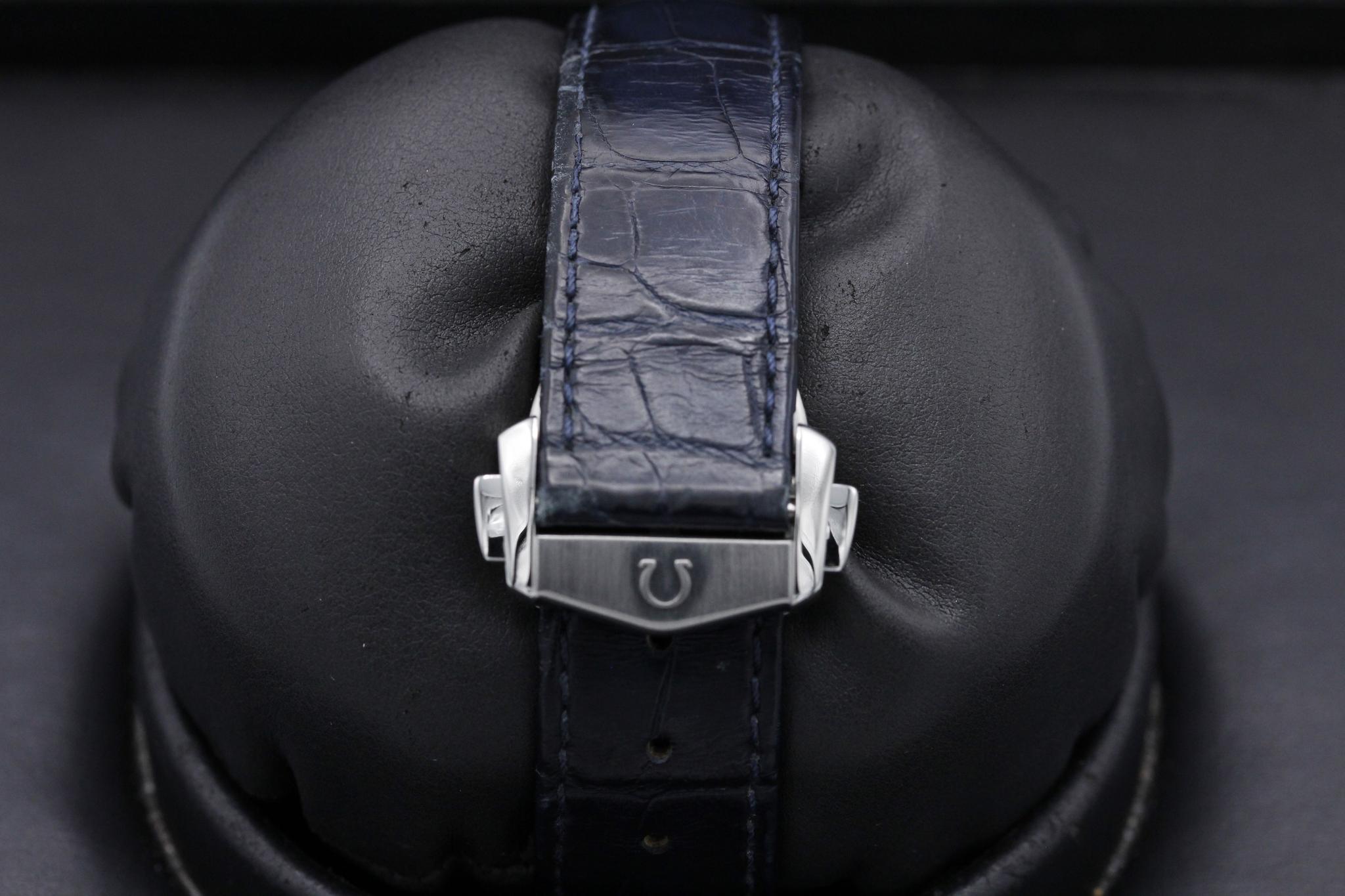 Watch Image 8