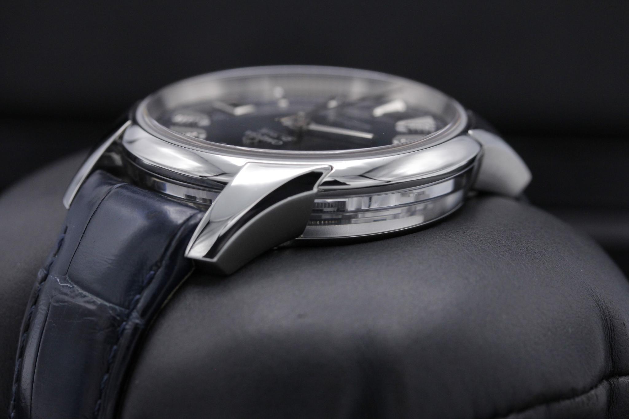 Watch Image 5