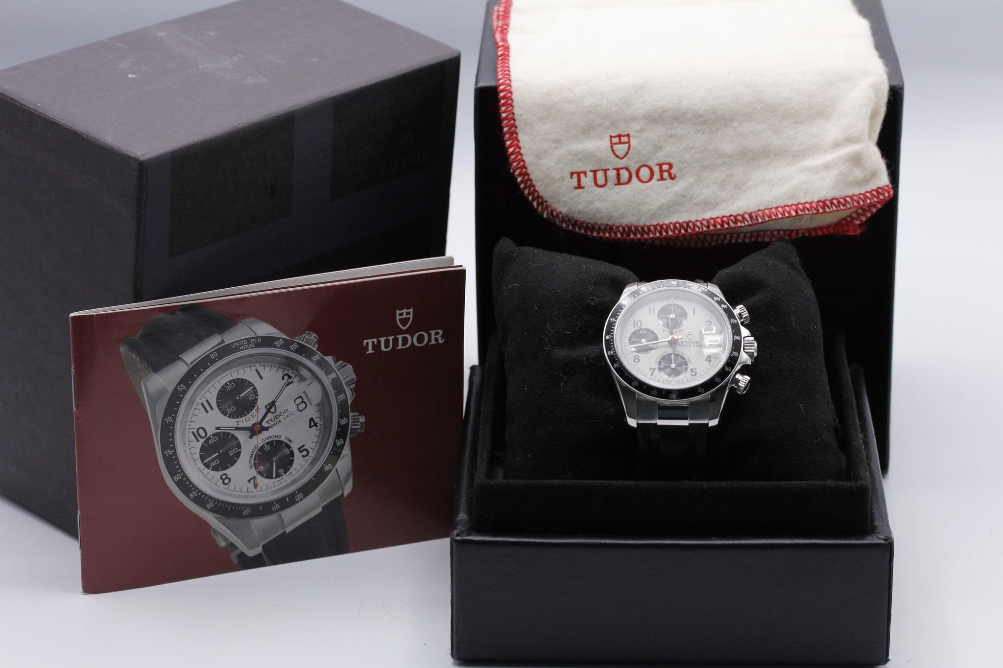 Watch Image 11