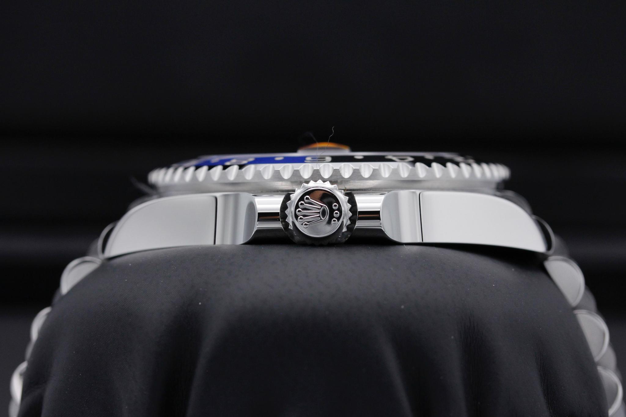 Watch Image 3