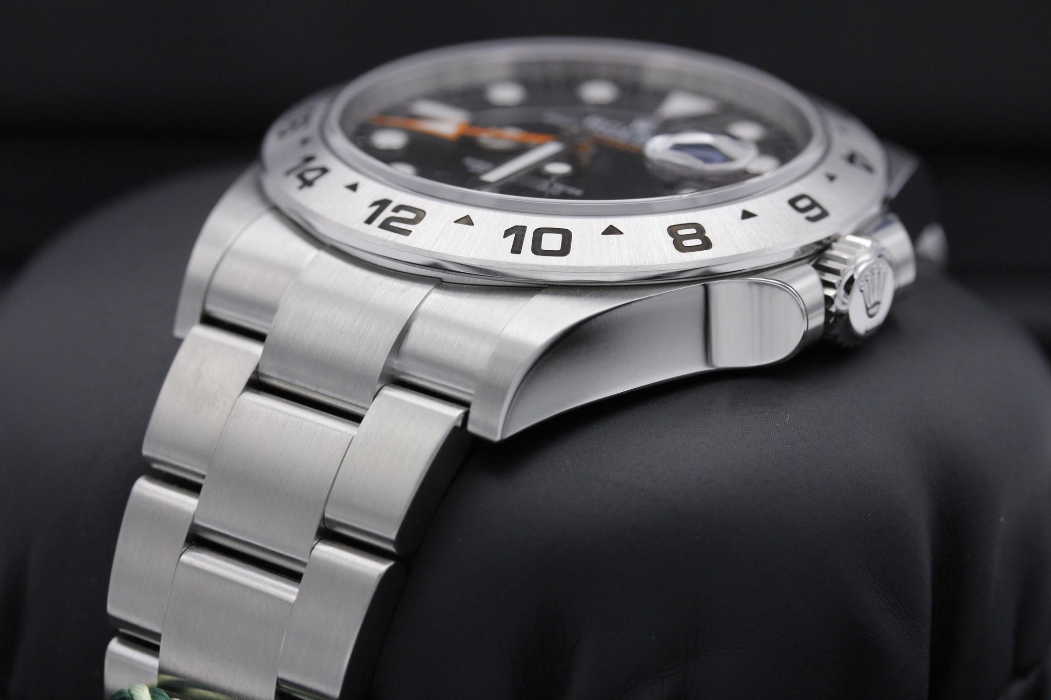 Watch Image 2