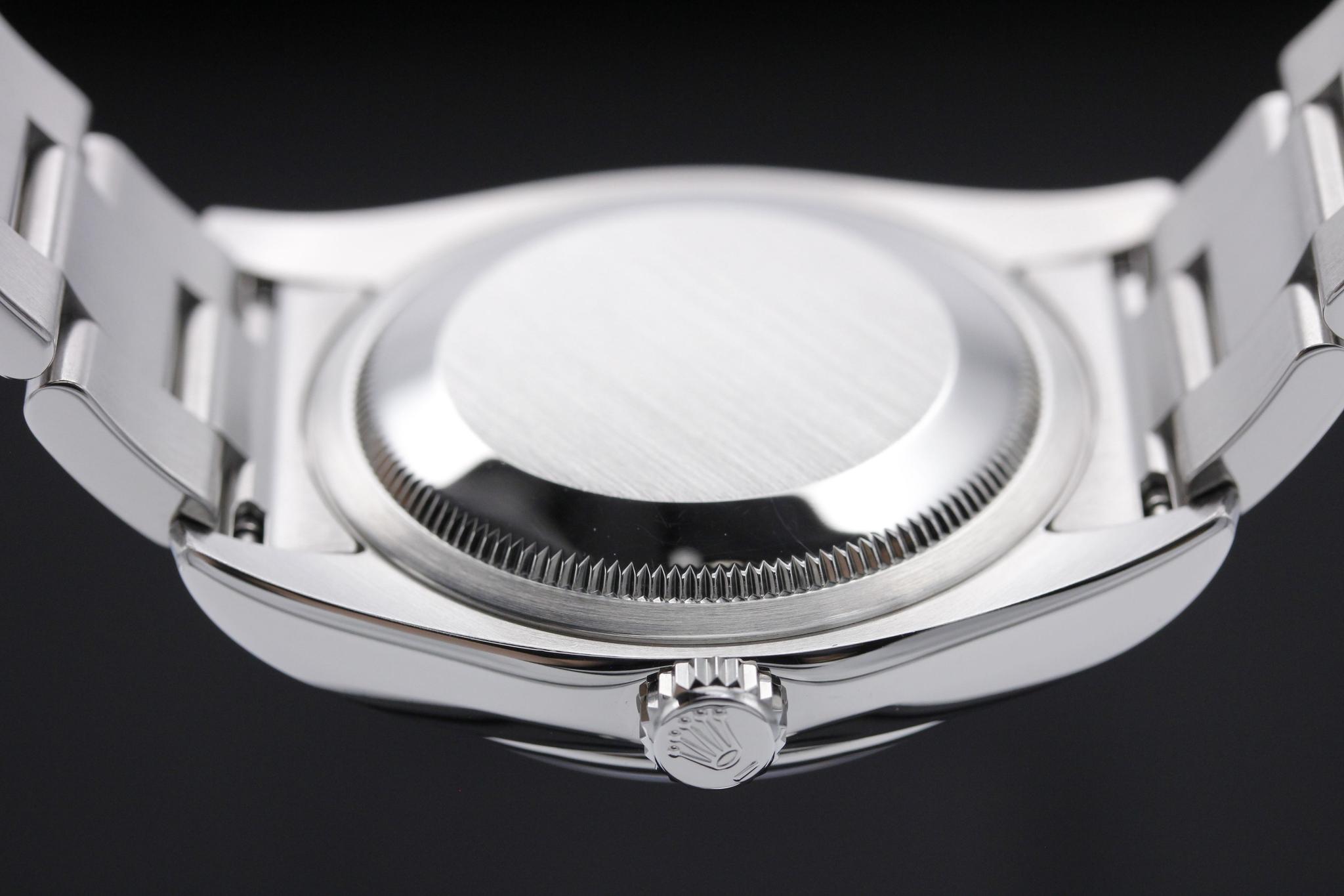 Watch Image 7