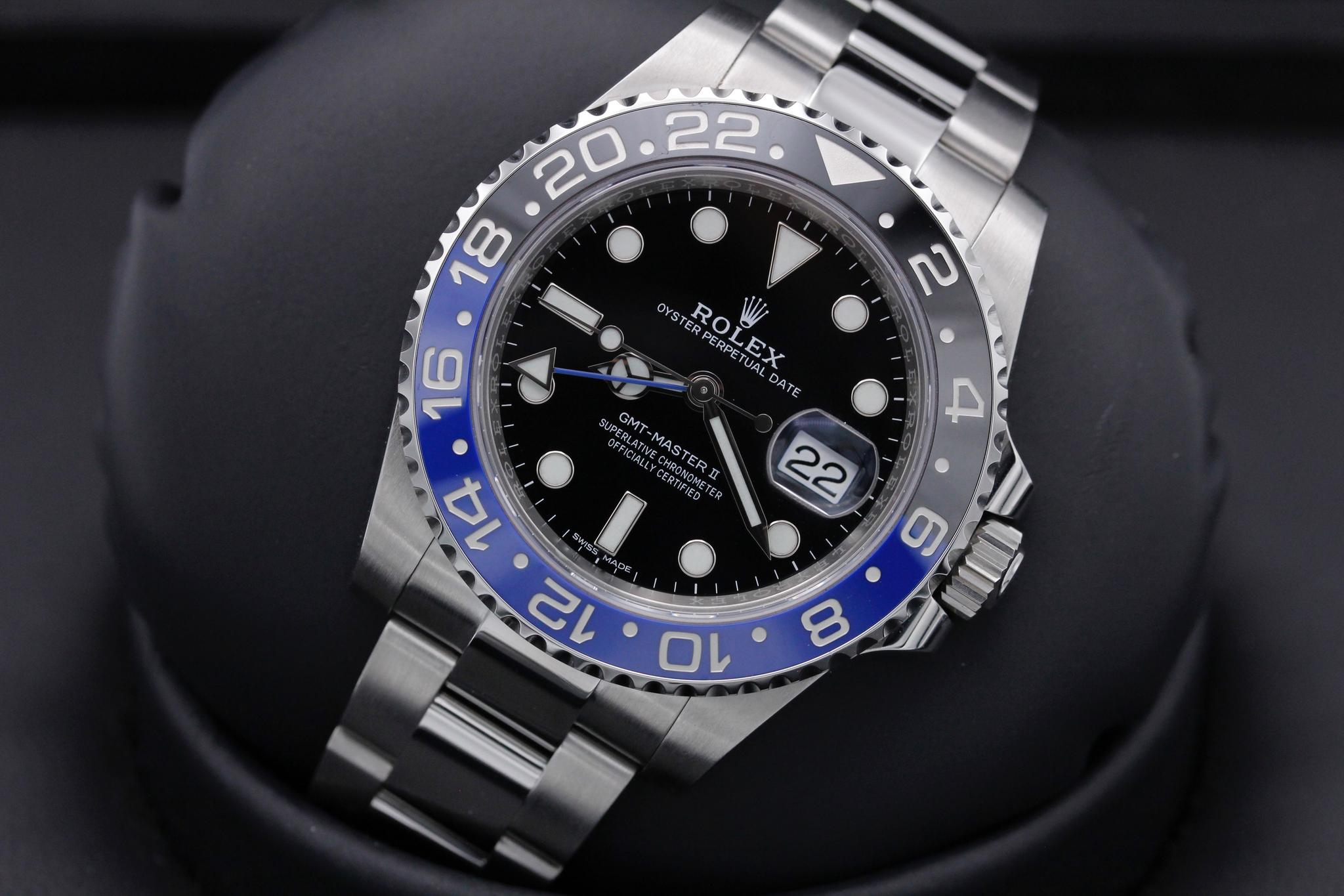 Watch Image 10