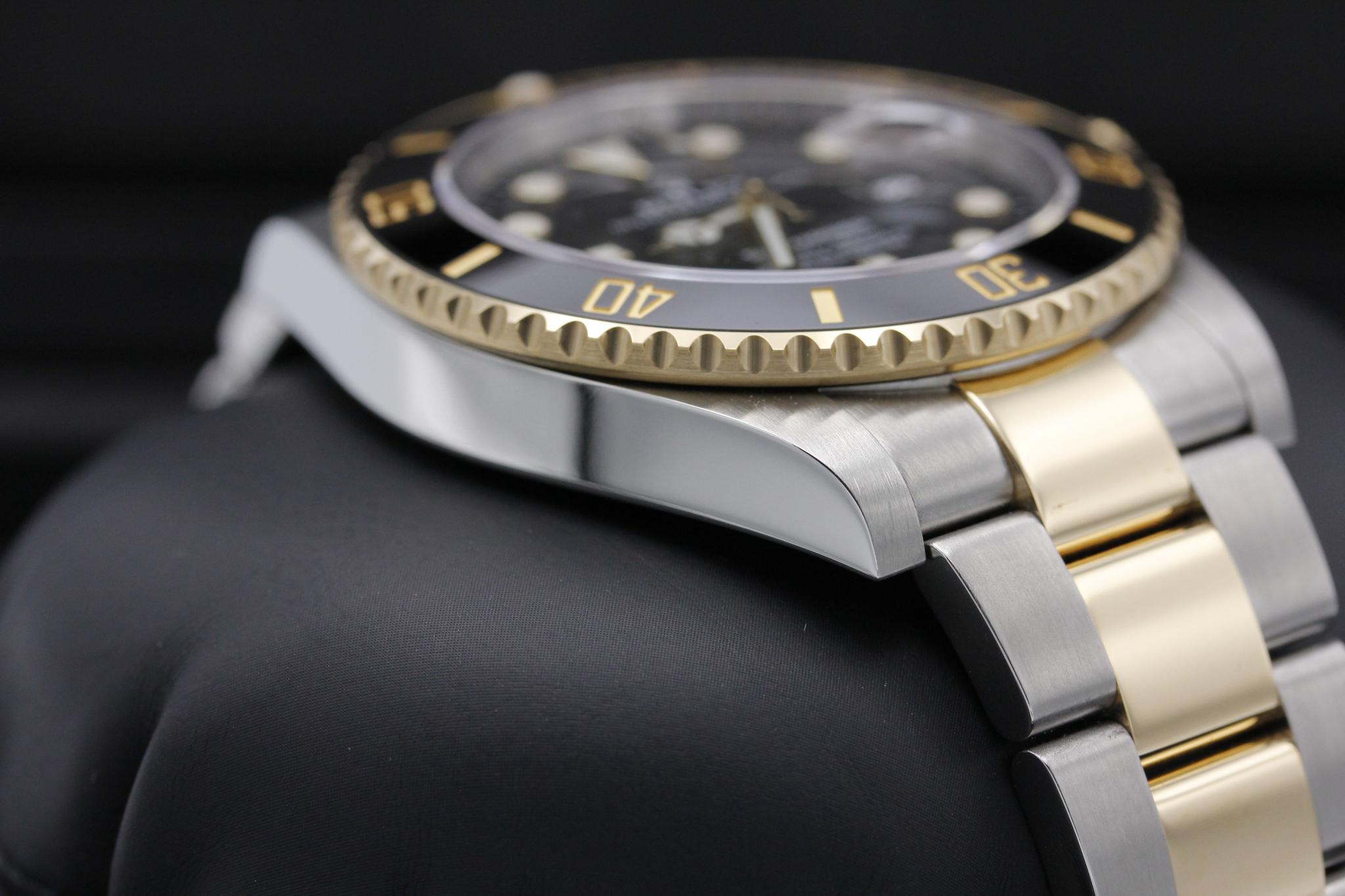 Watch Image 6