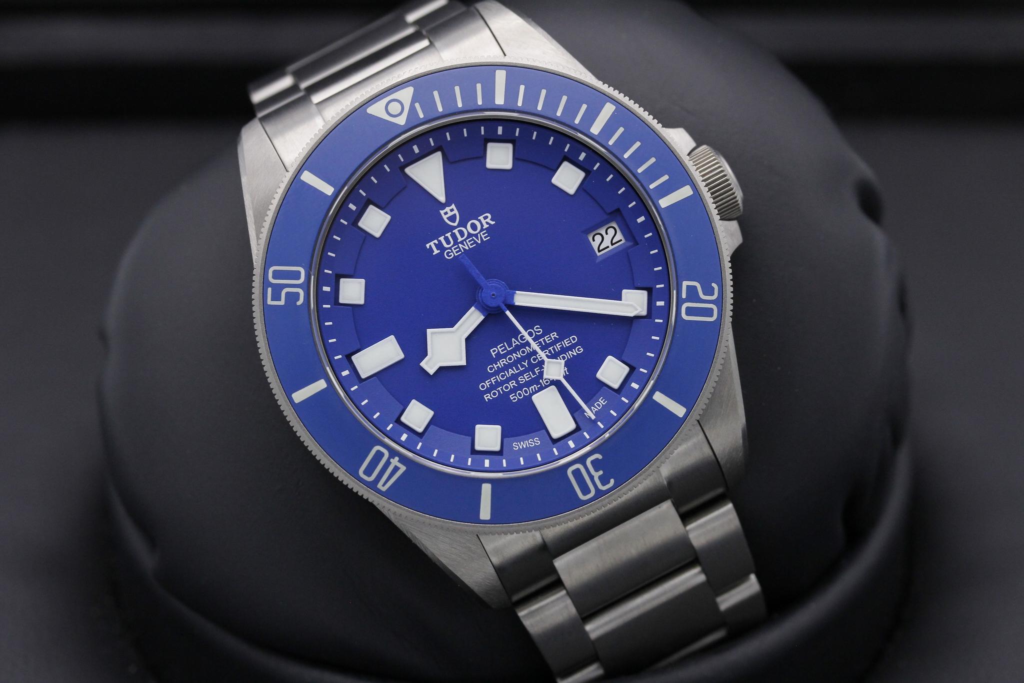 Watch Image 9