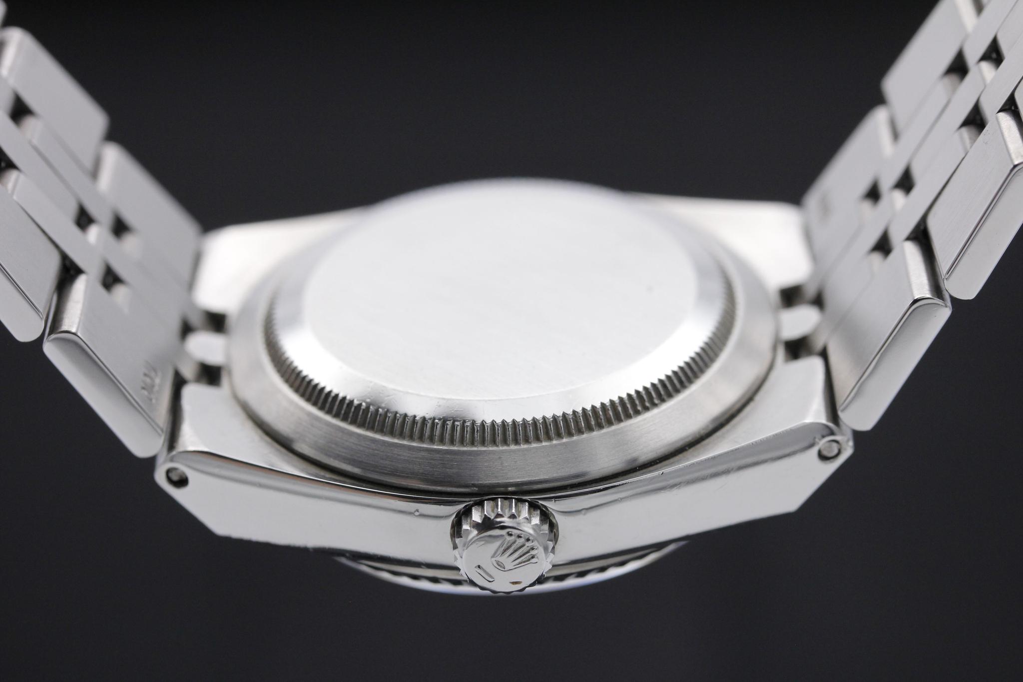 Watch Image 7