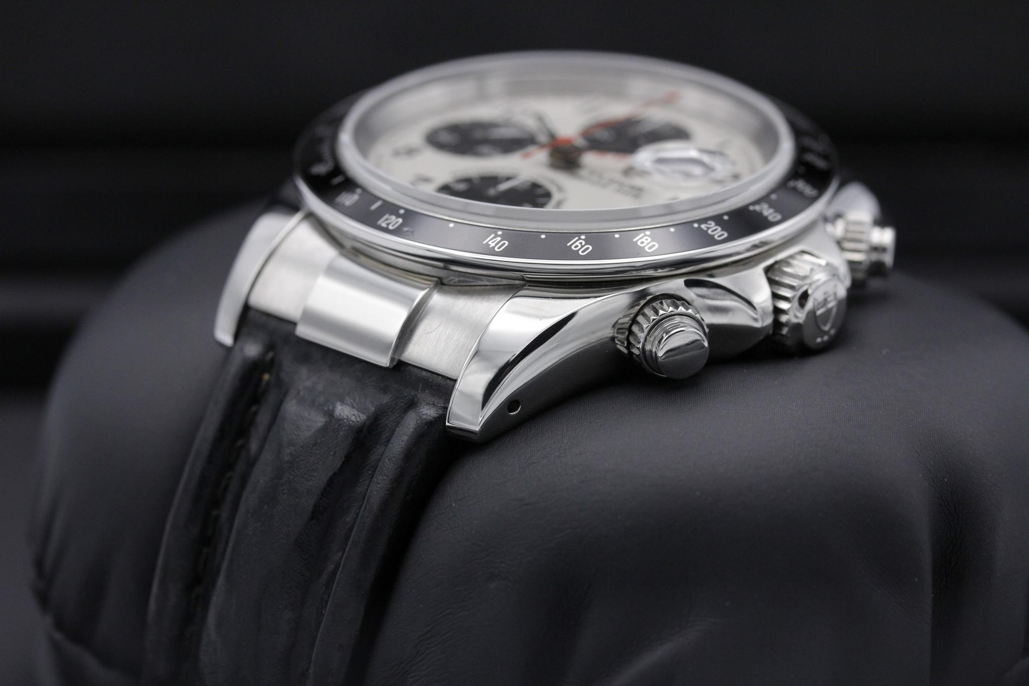 Watch Image 2