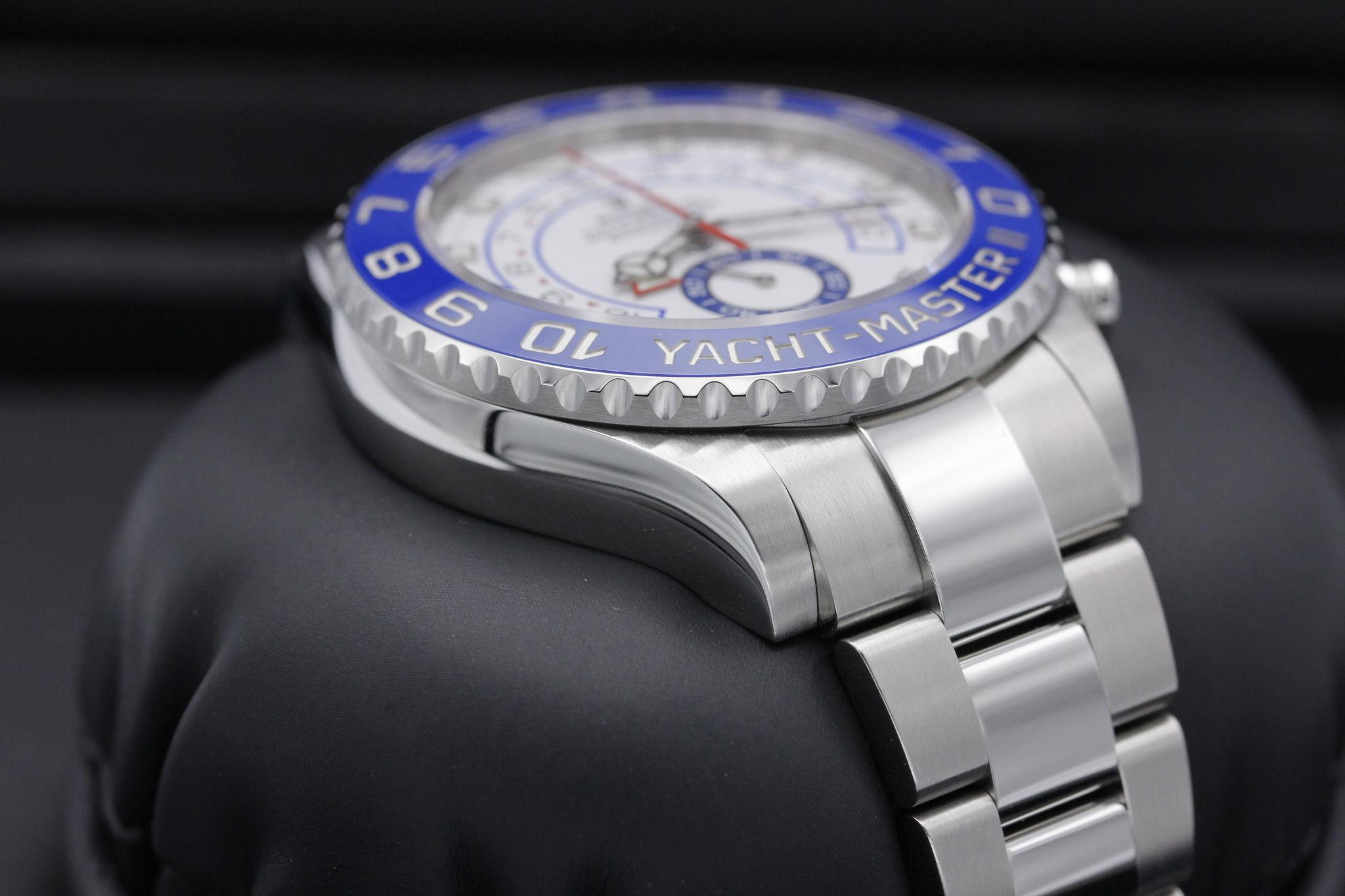 Watch Image 6