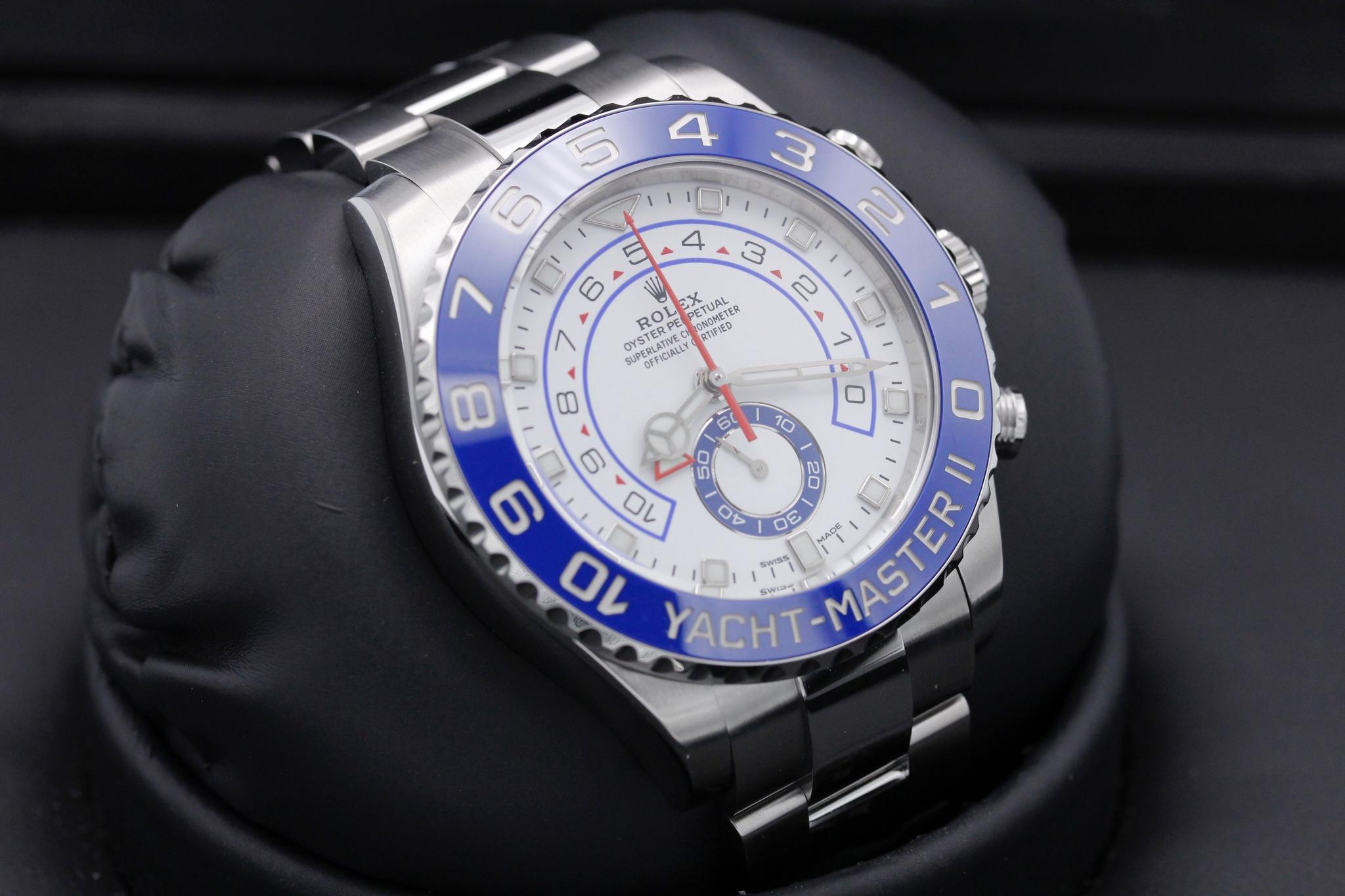Watch Image 9
