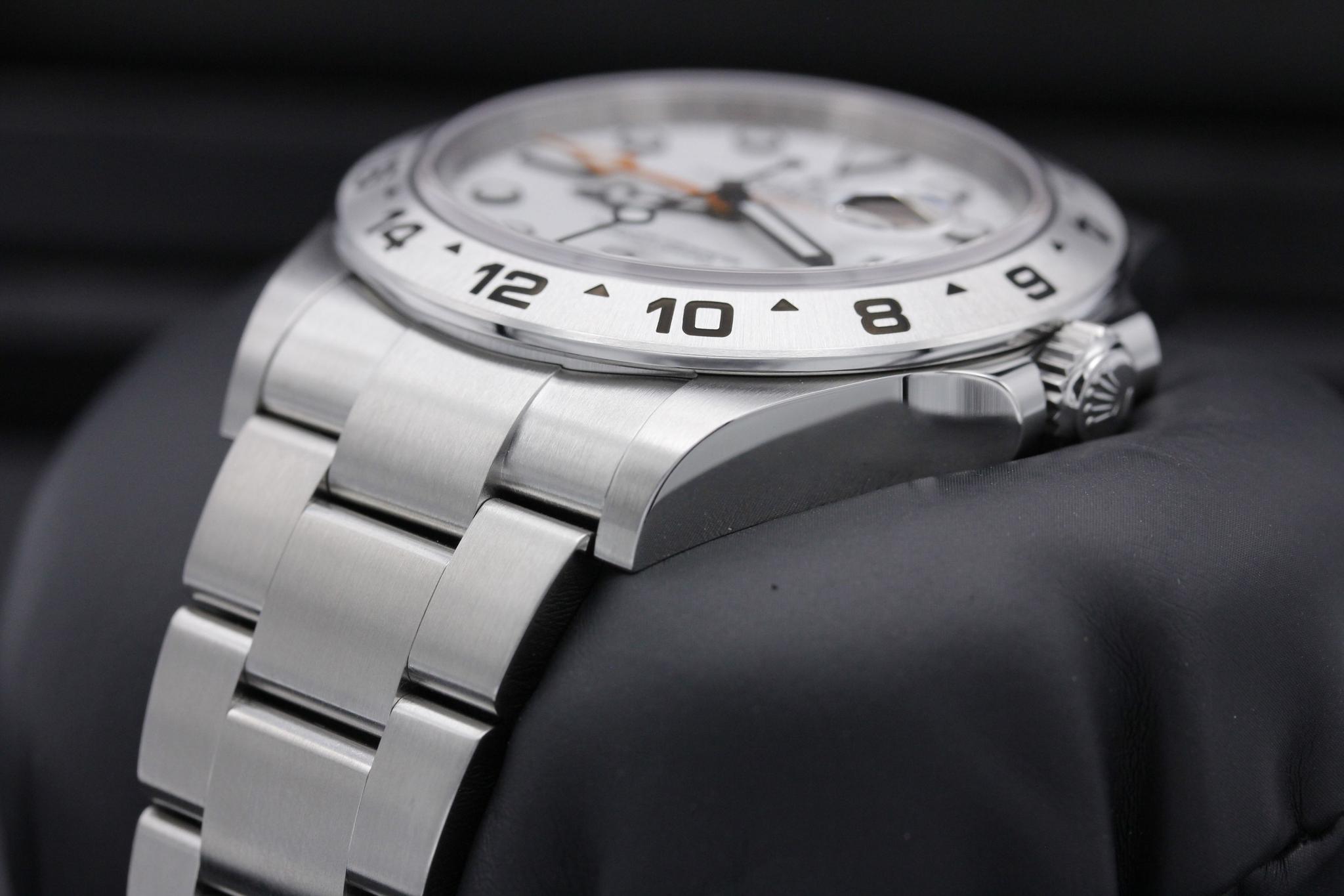 Watch Image 2