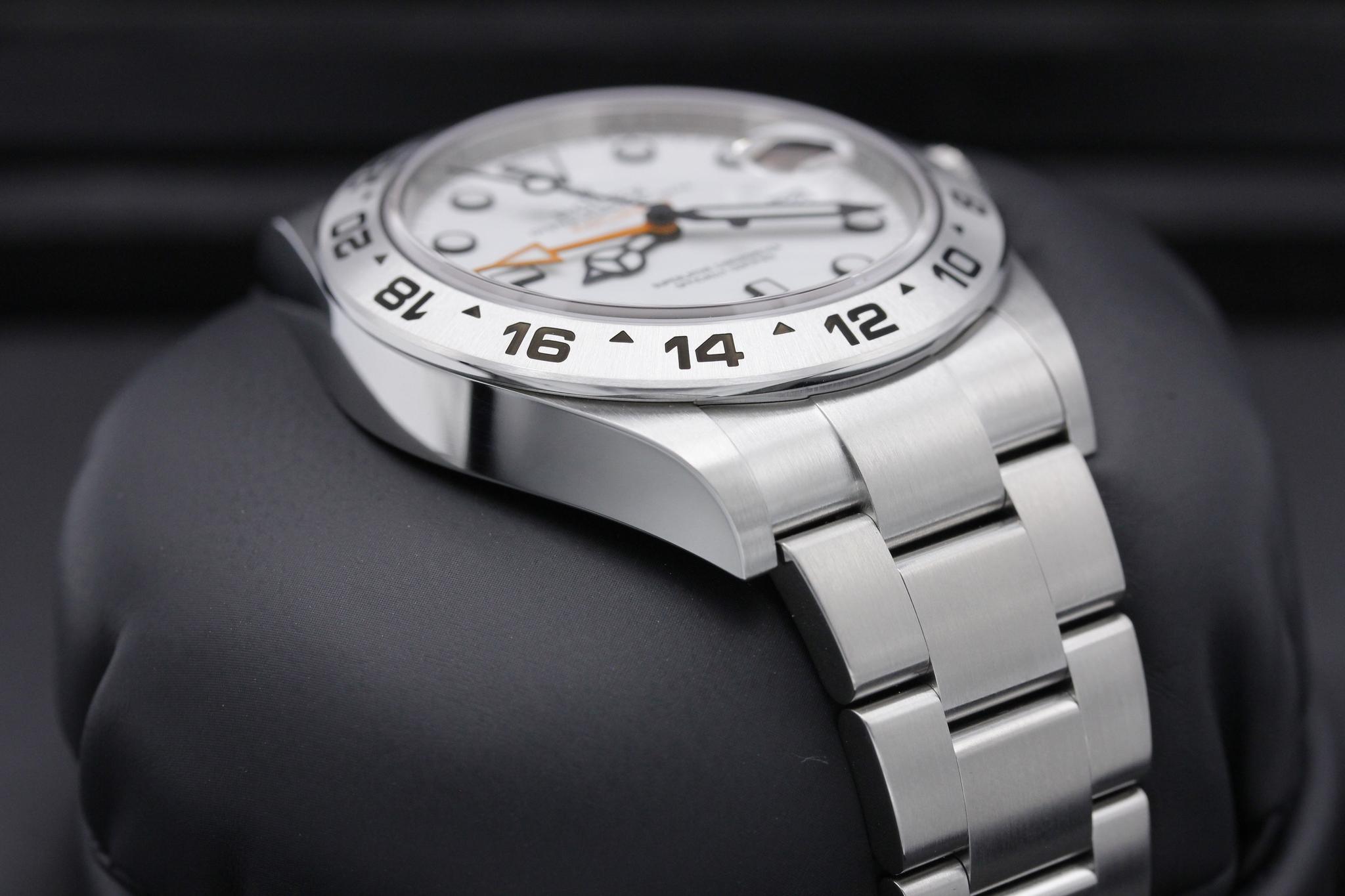 Watch Image 6
