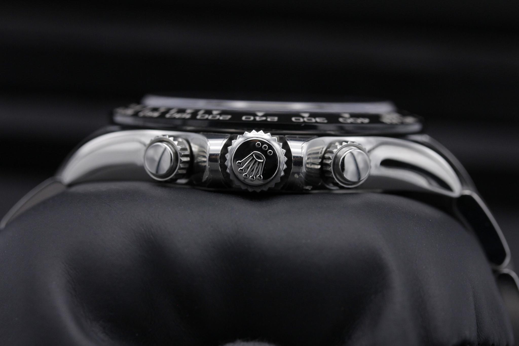 Watch Image 3