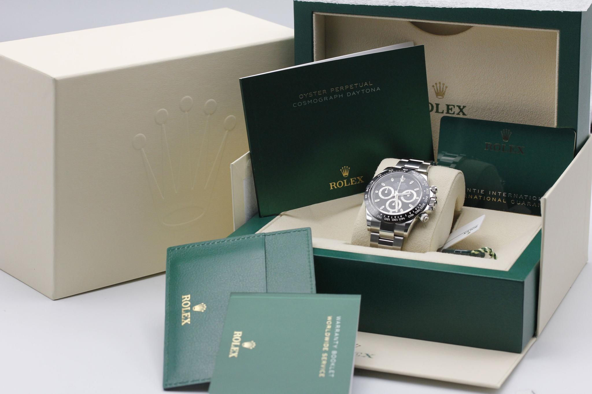 Watch Image 11