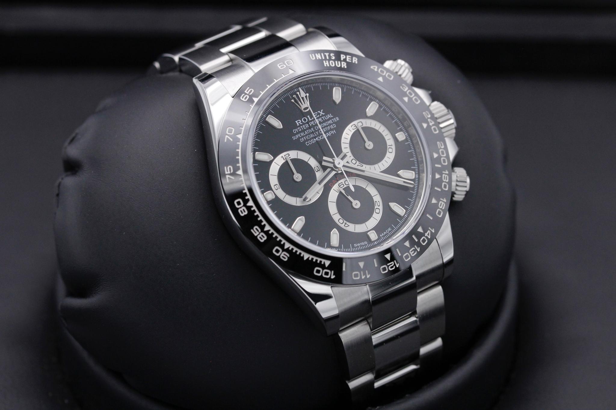 Watch Image 10