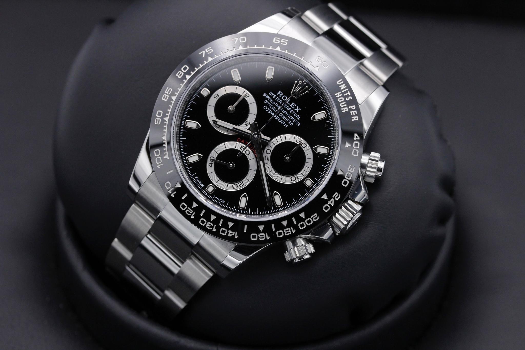 Watch Image 9