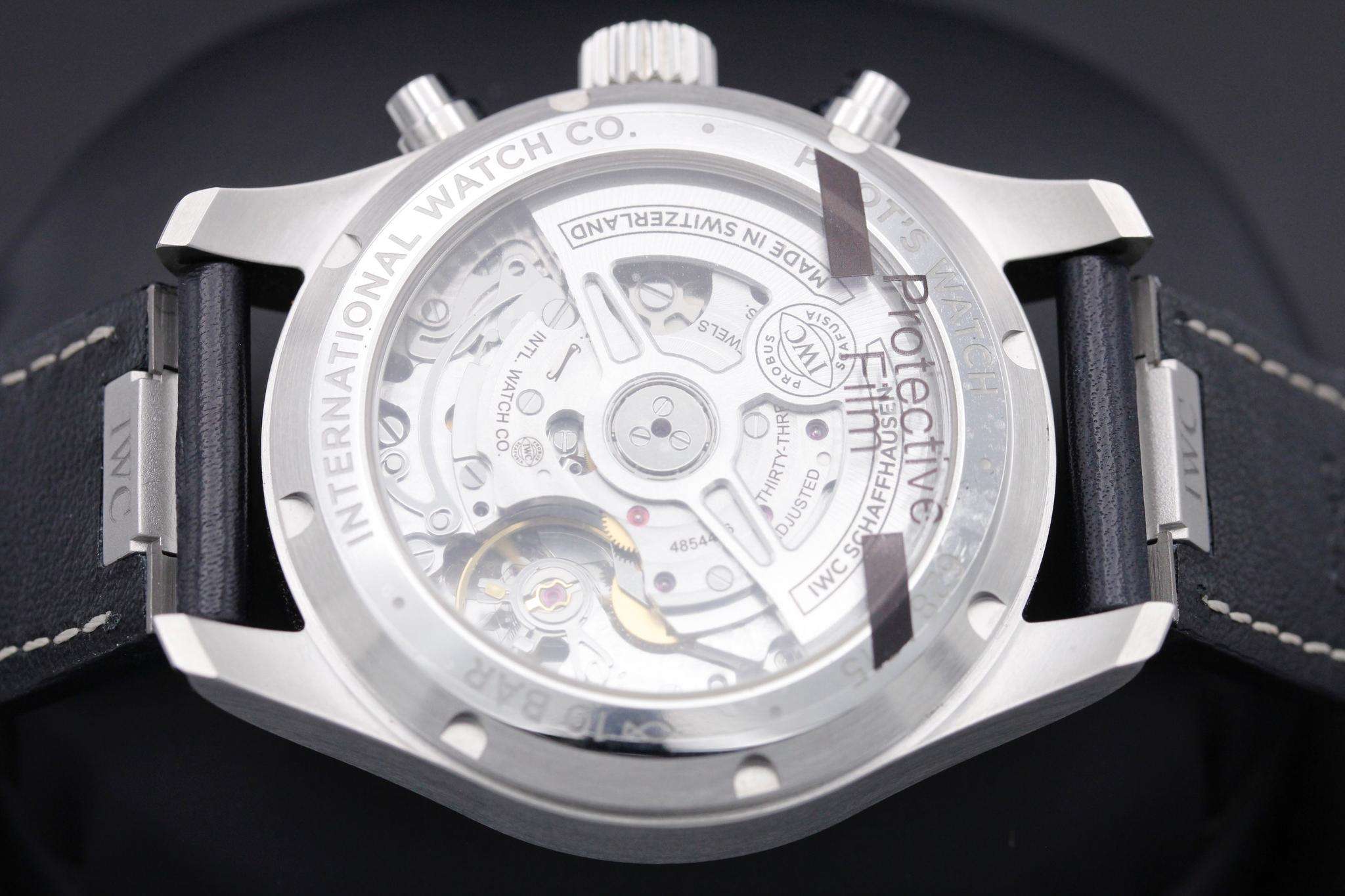 Watch Image 7