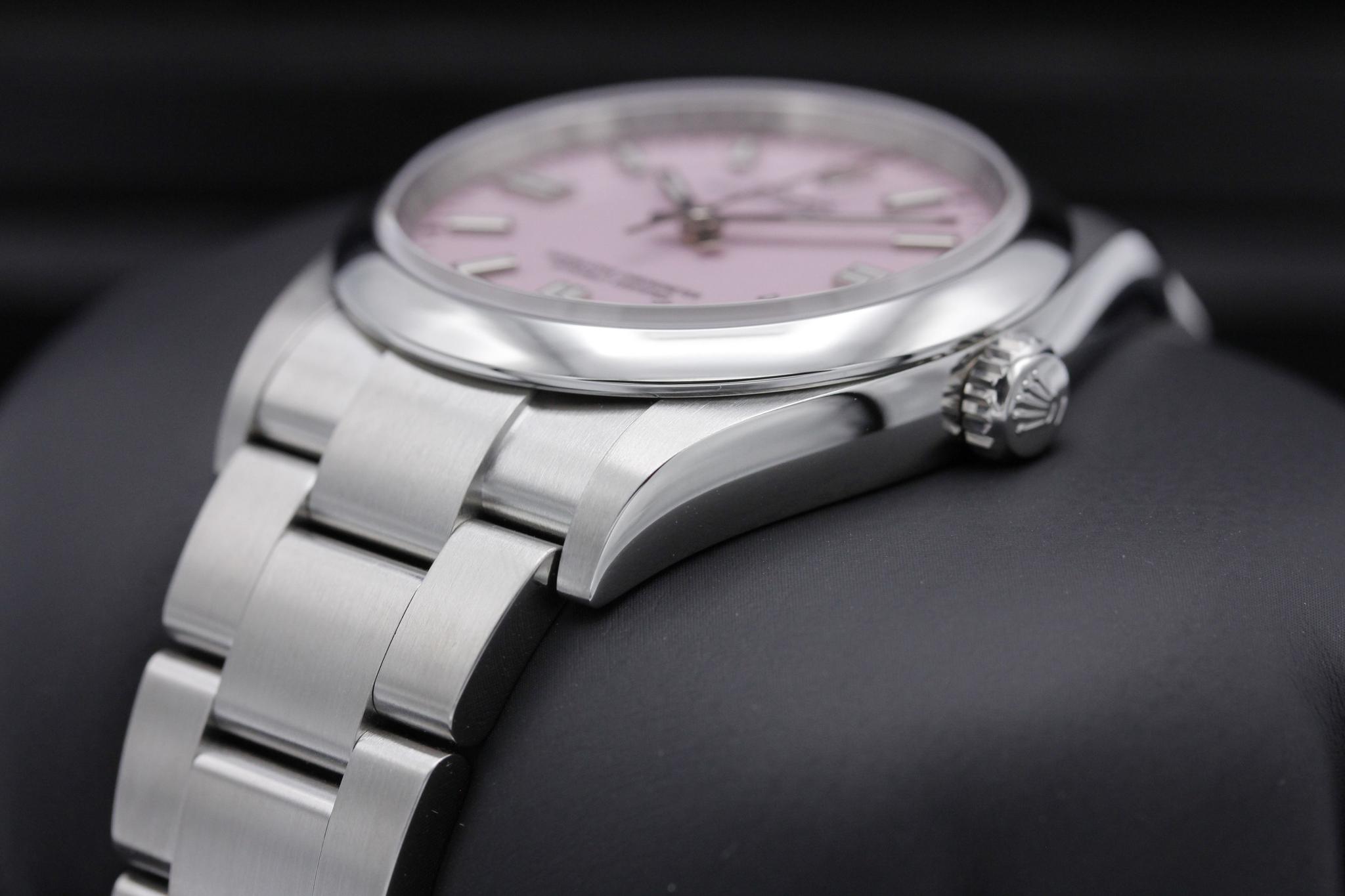 Watch Image 2