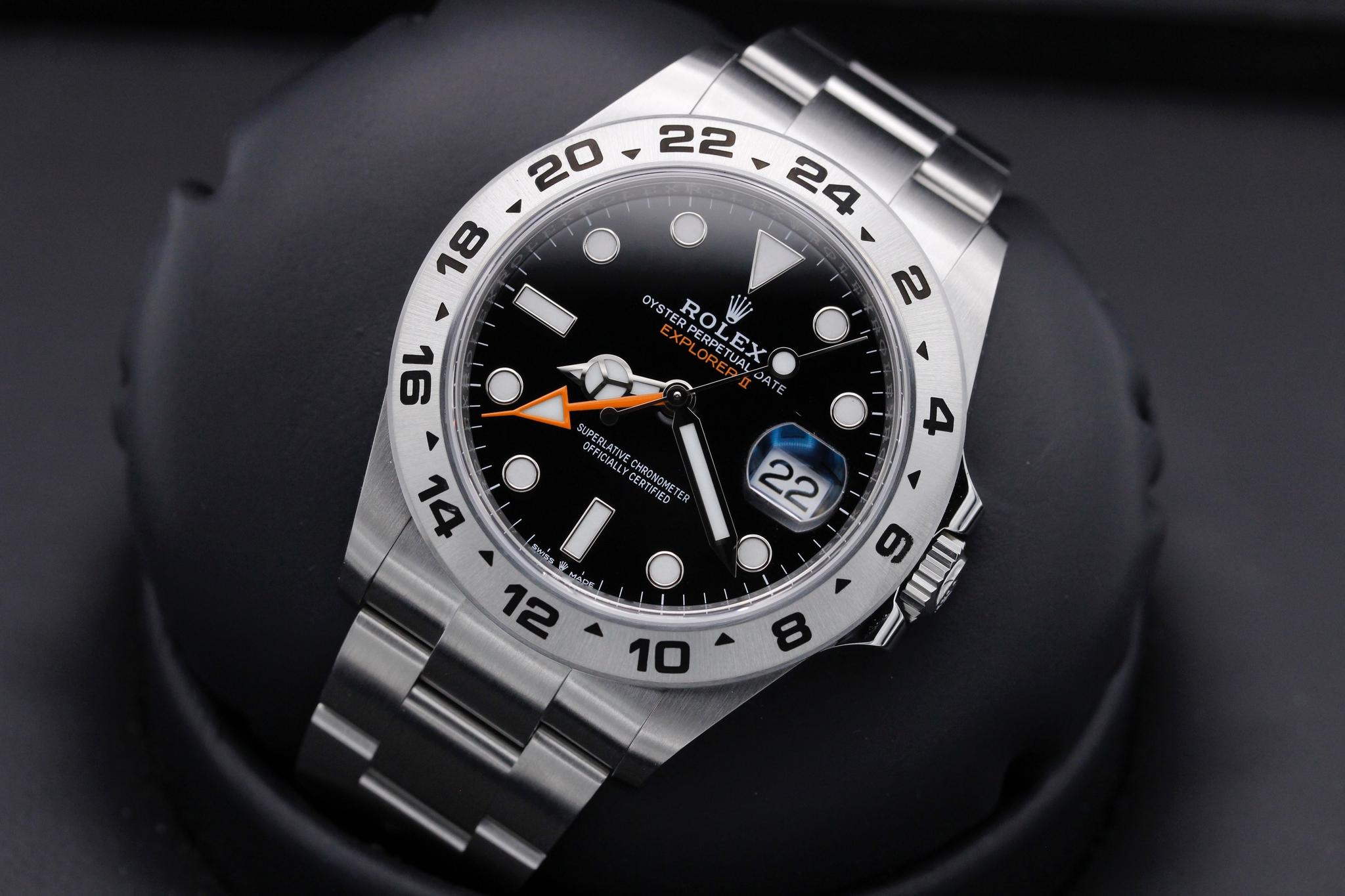 Watch Image 9