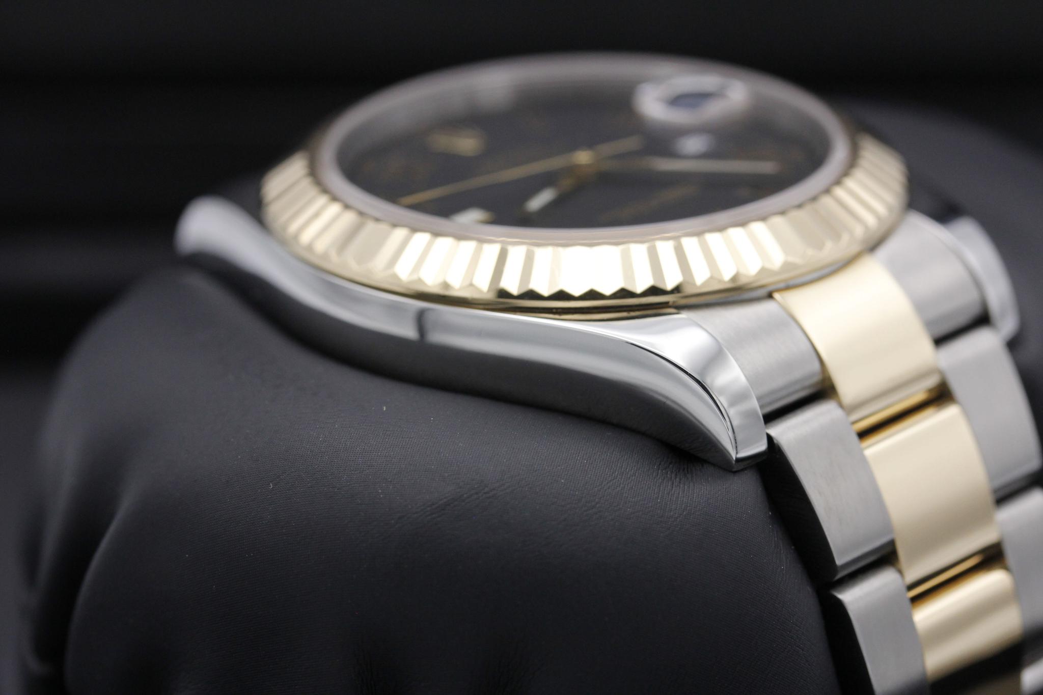 Watch Image 6