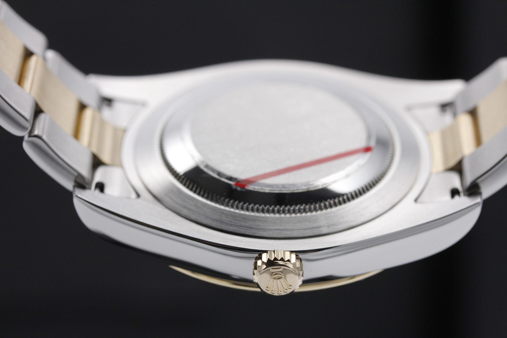 Watch Image 7