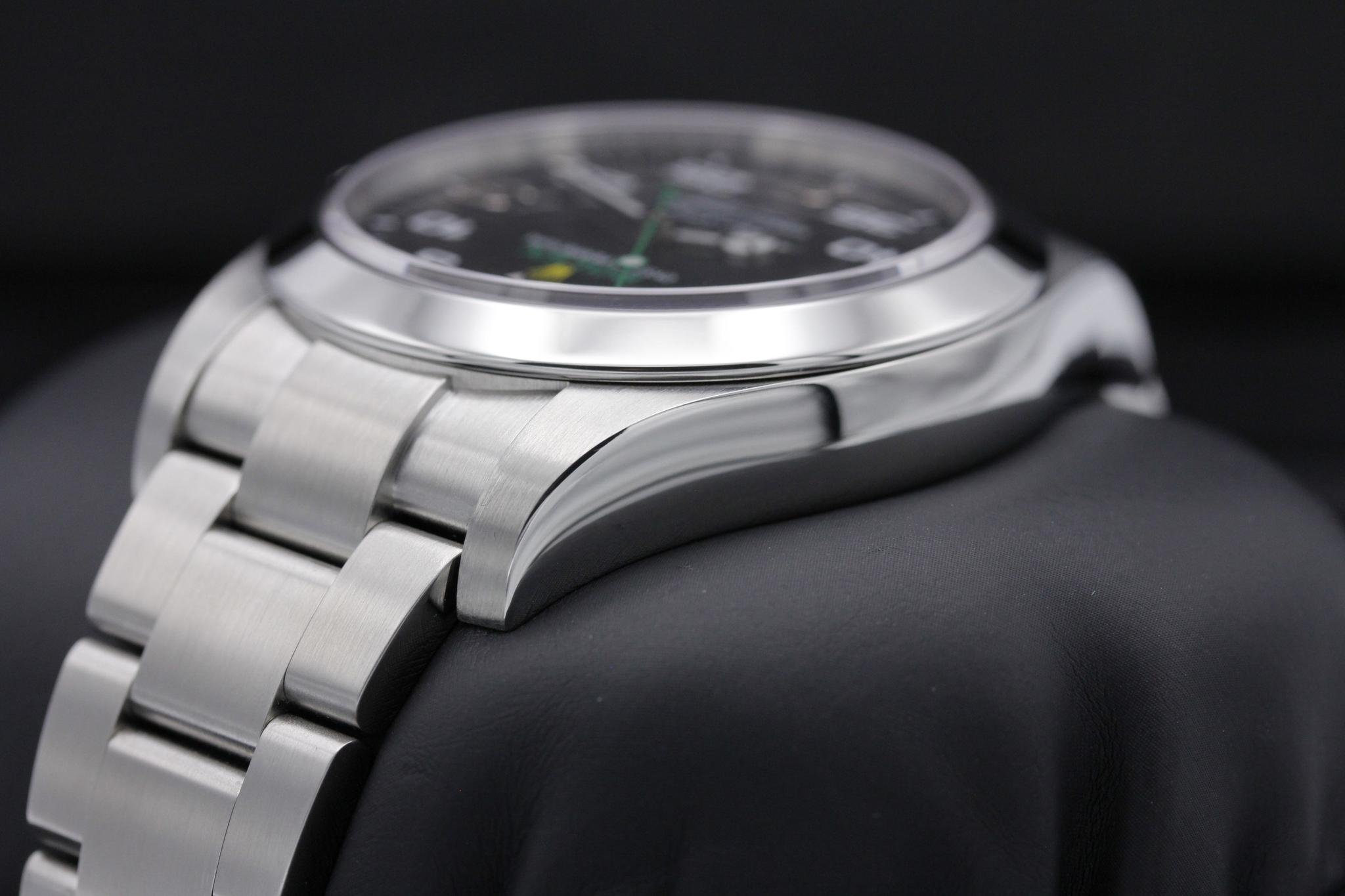 Watch Image 5