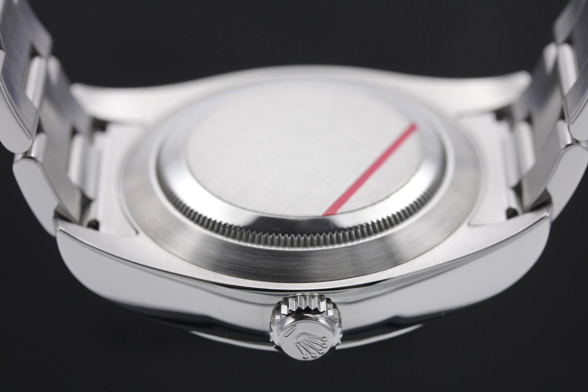 Watch Image 7