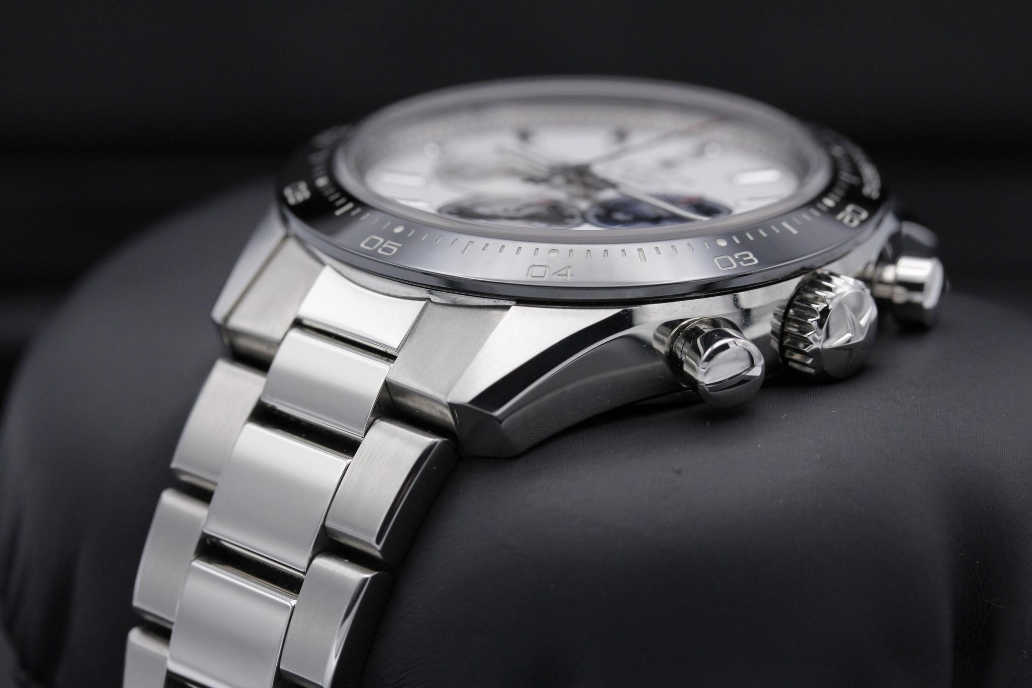 Watch Image 2