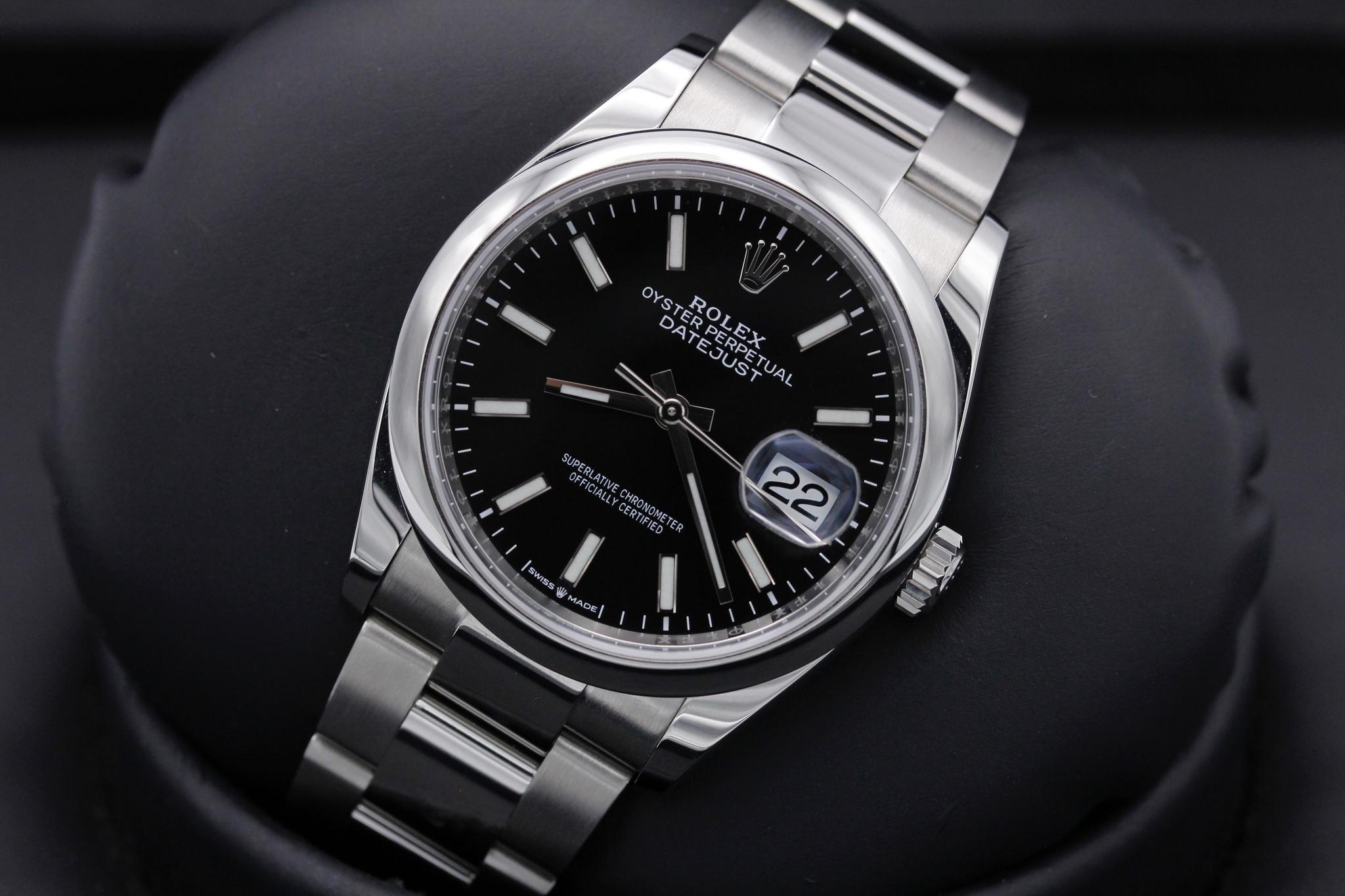 Watch Image 10