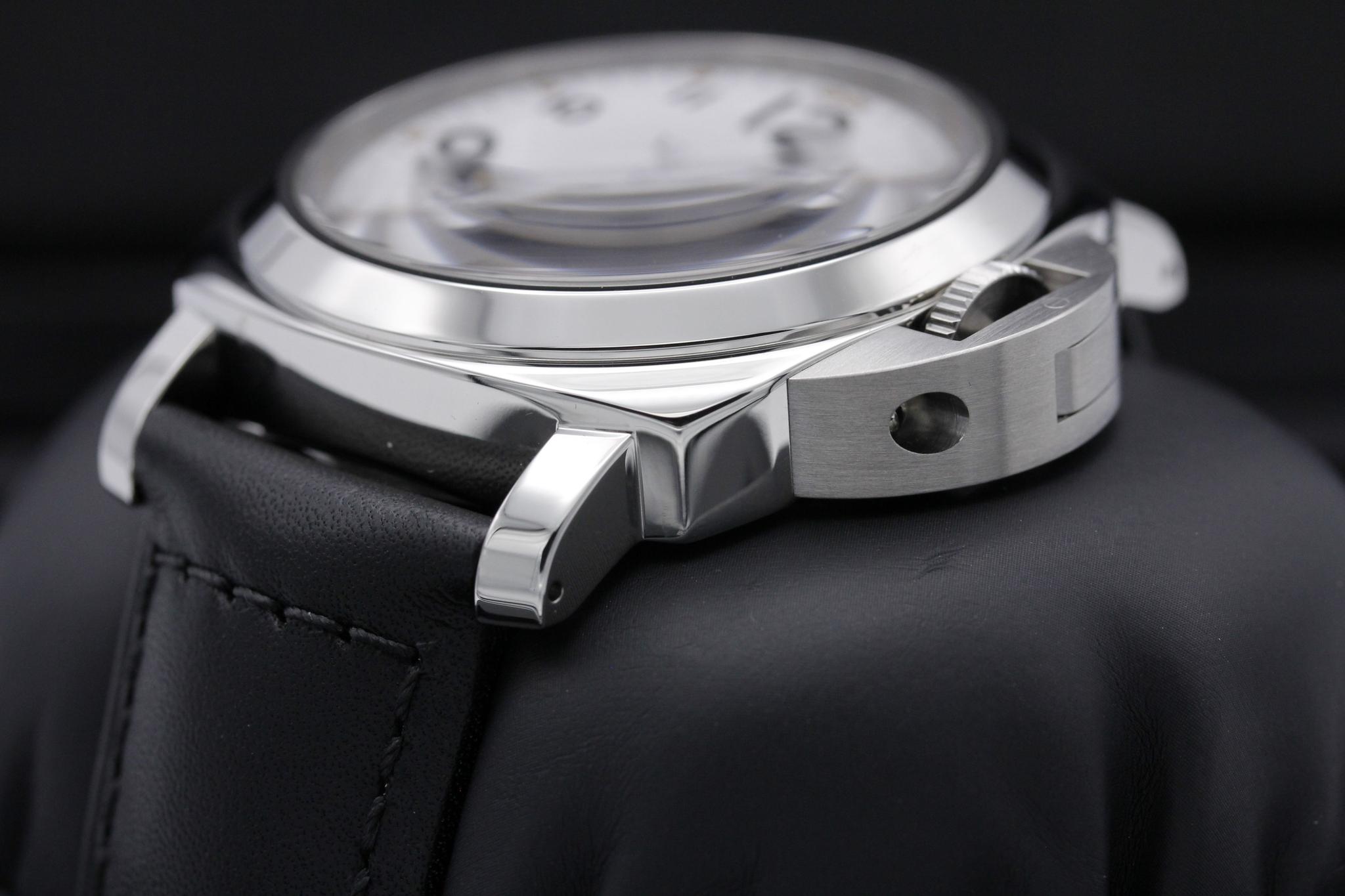 Watch Image 2