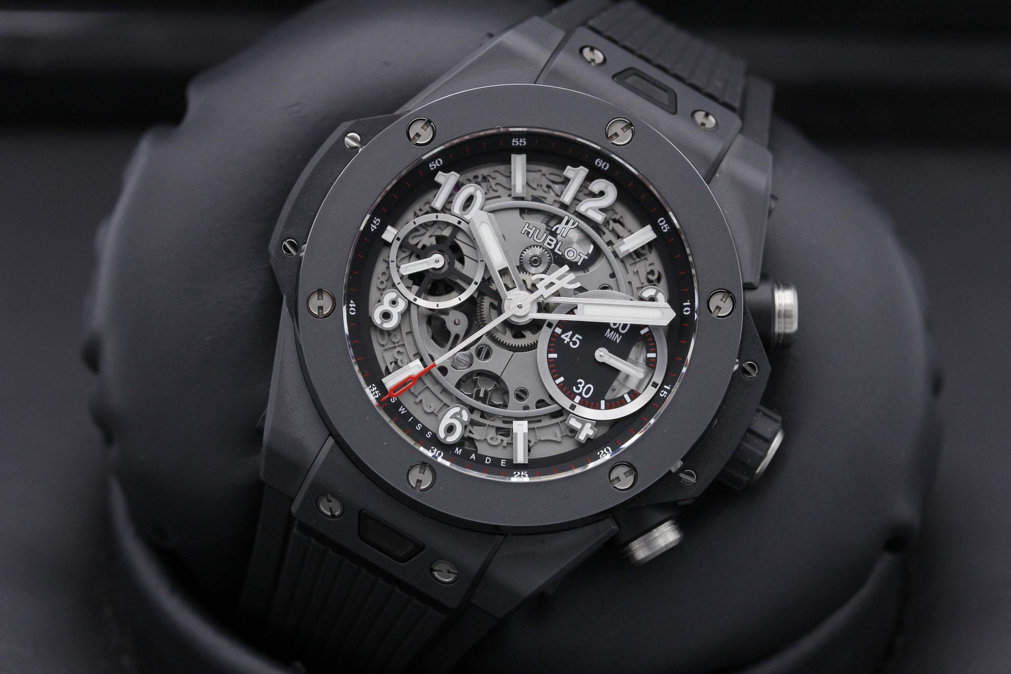 Watch Image 10