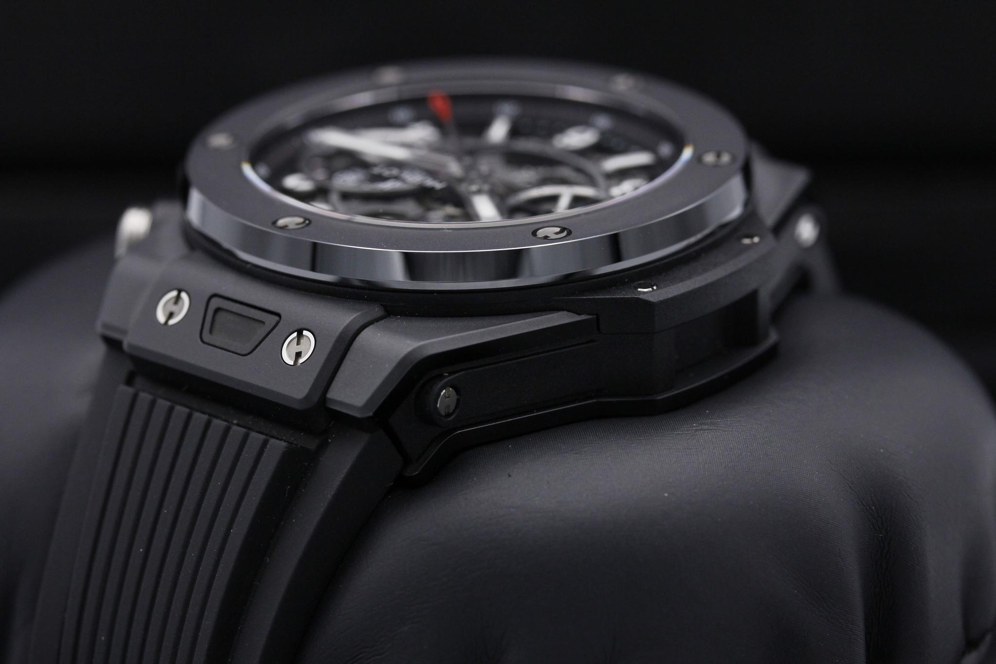Watch Image 5