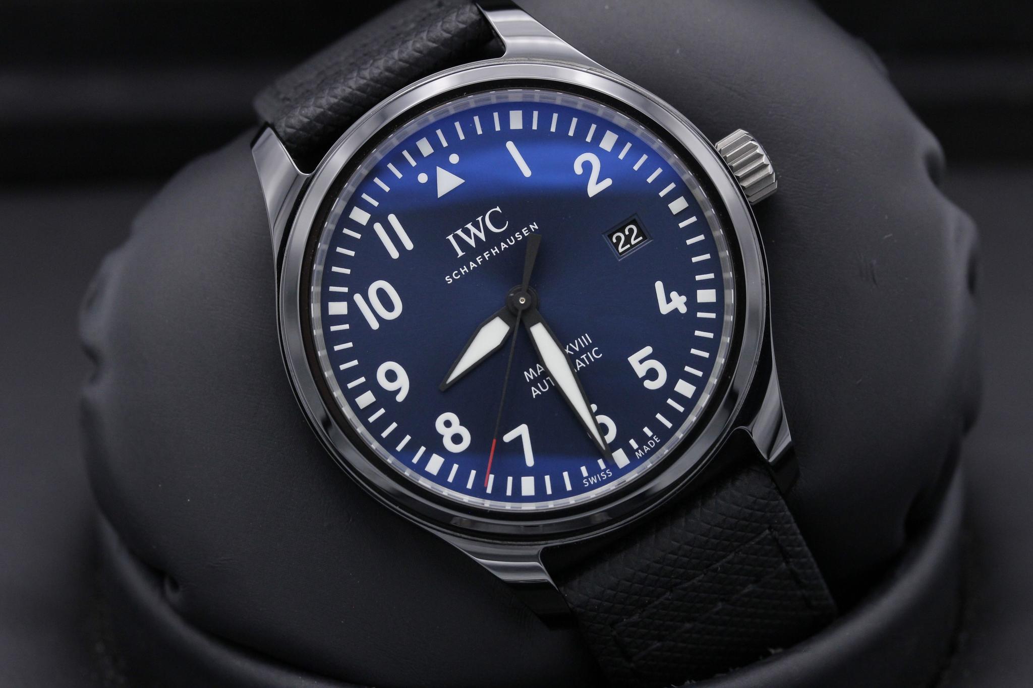 Watch Image 9