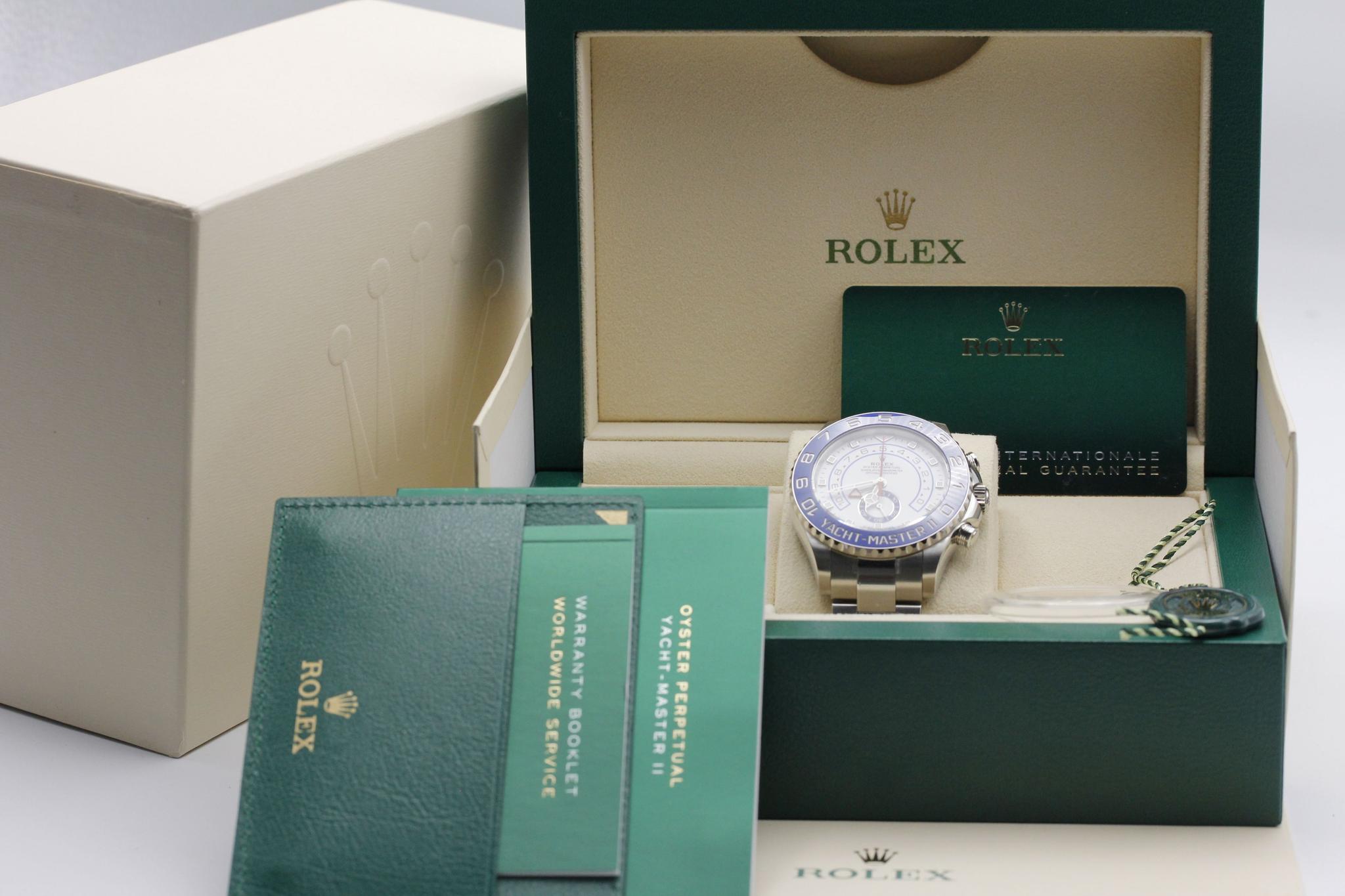 Watch Image 11