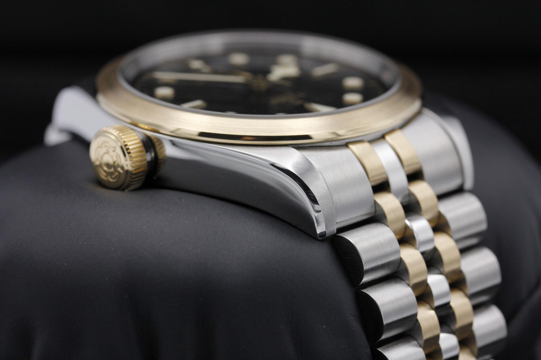 Watch Image 4