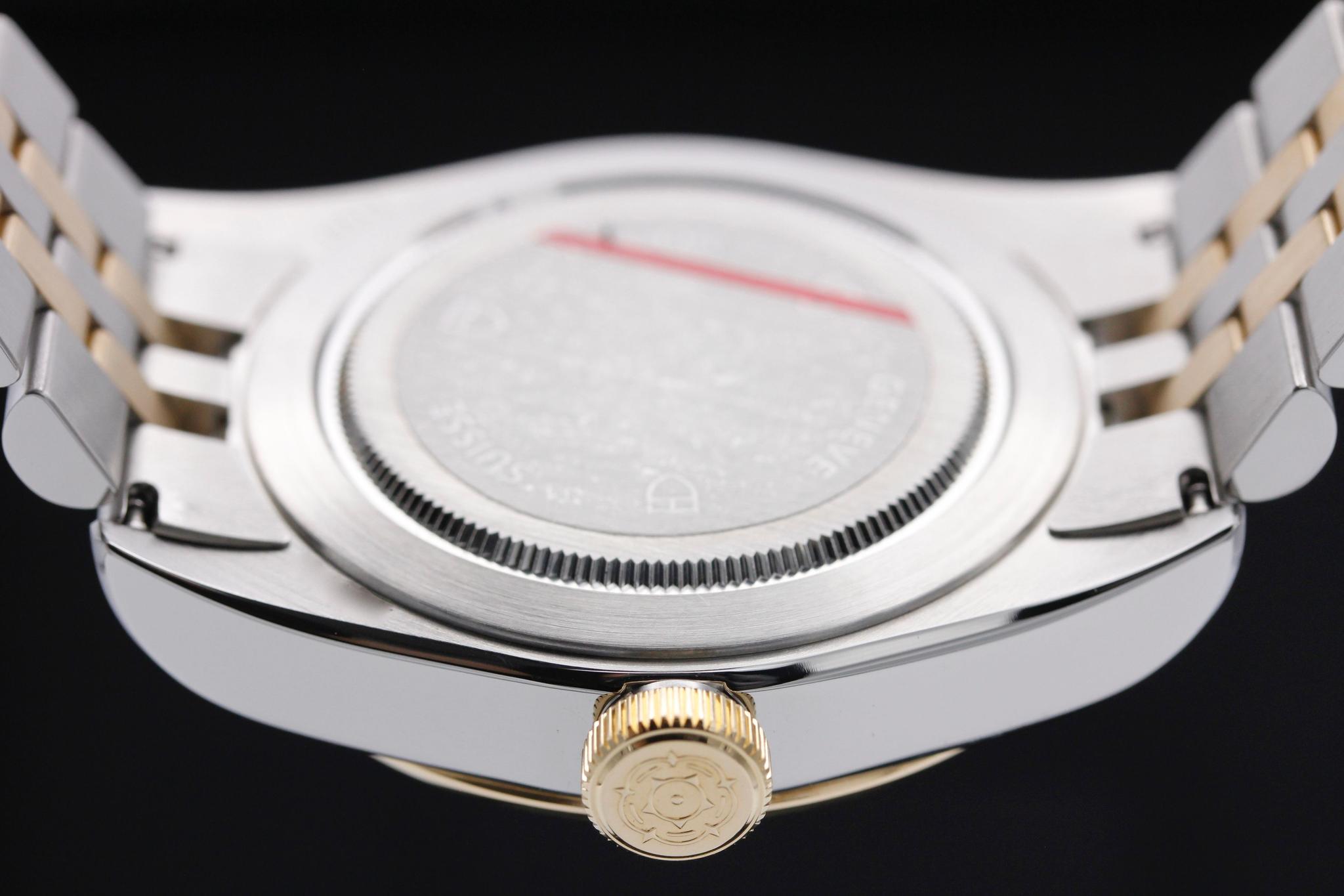 Watch Image 7