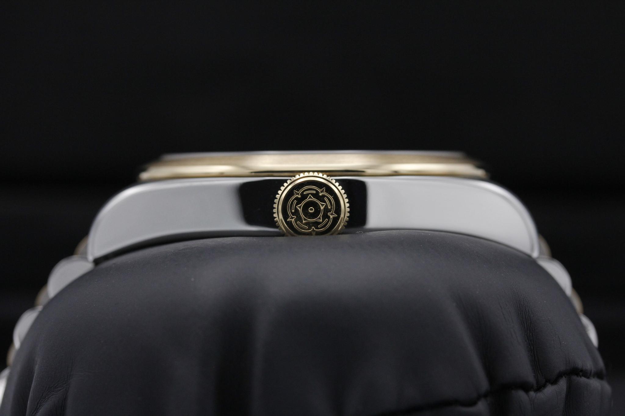 Watch Image 3