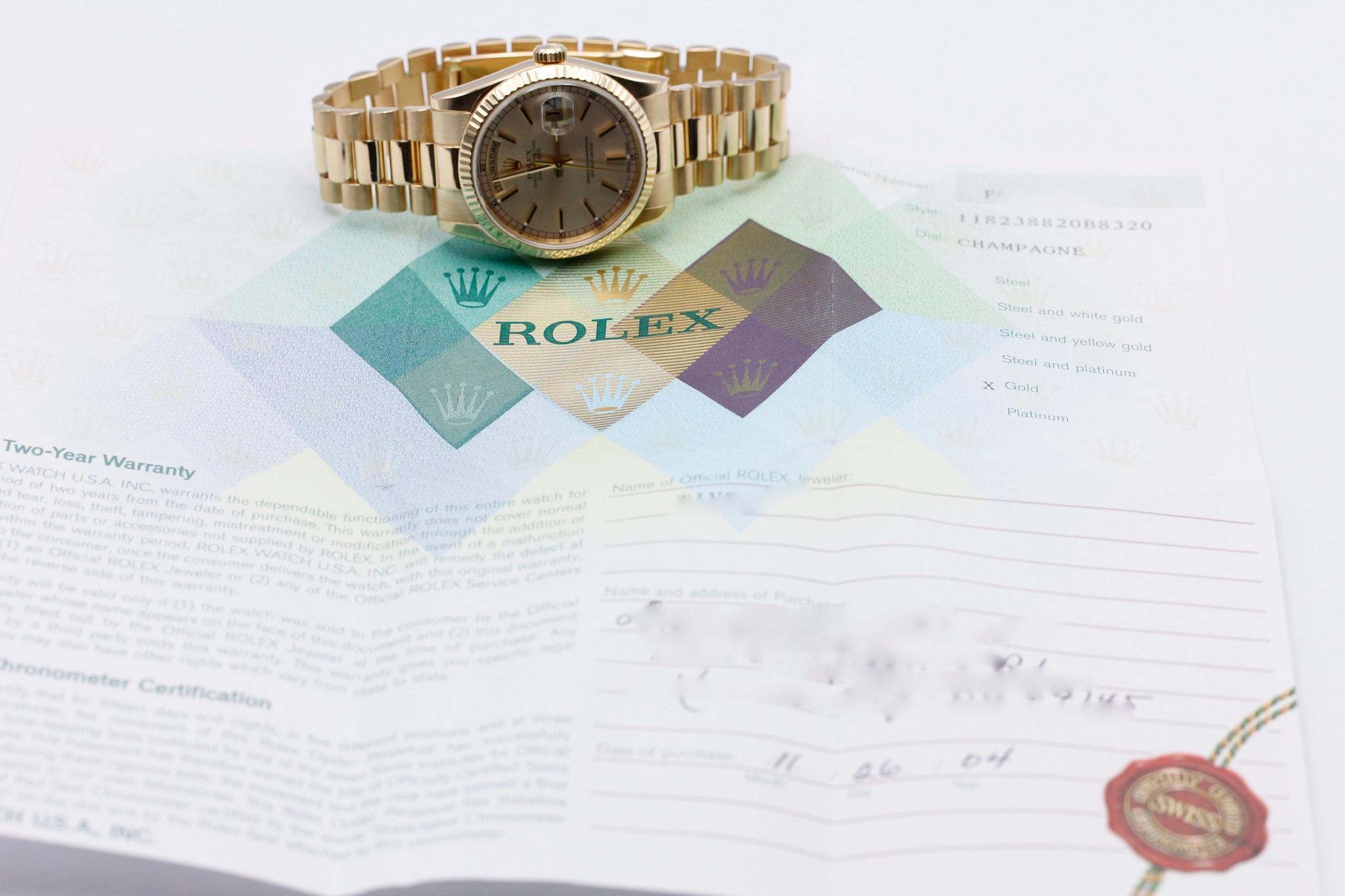 Watch Image 11