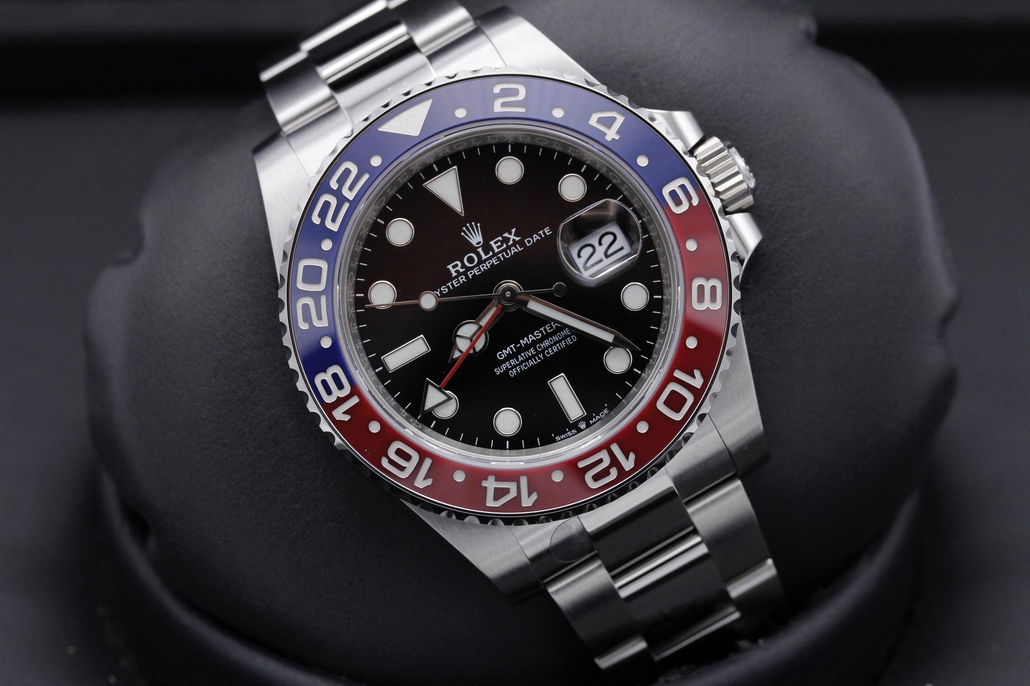 Watch Image 9