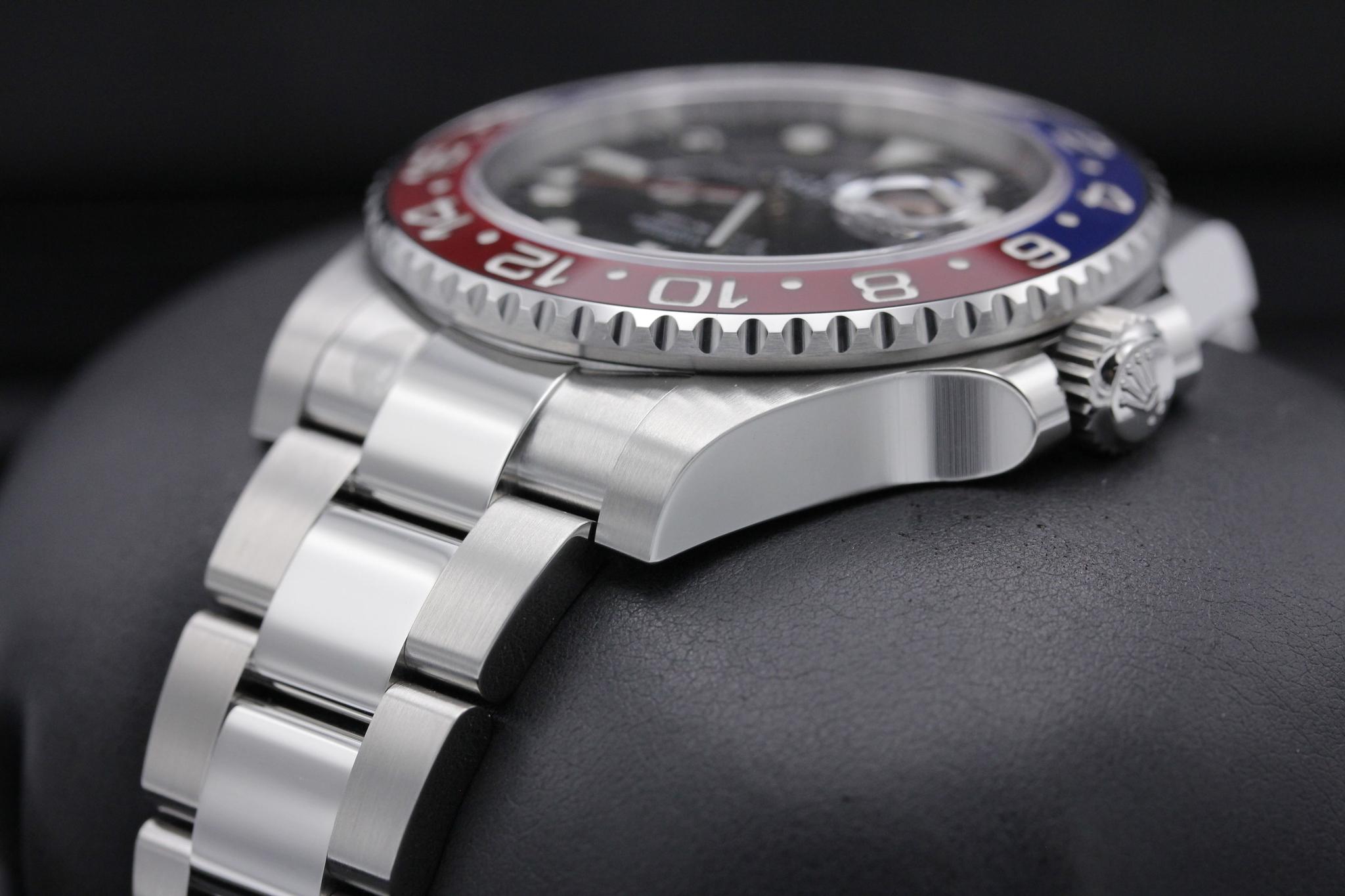 Watch Image 2