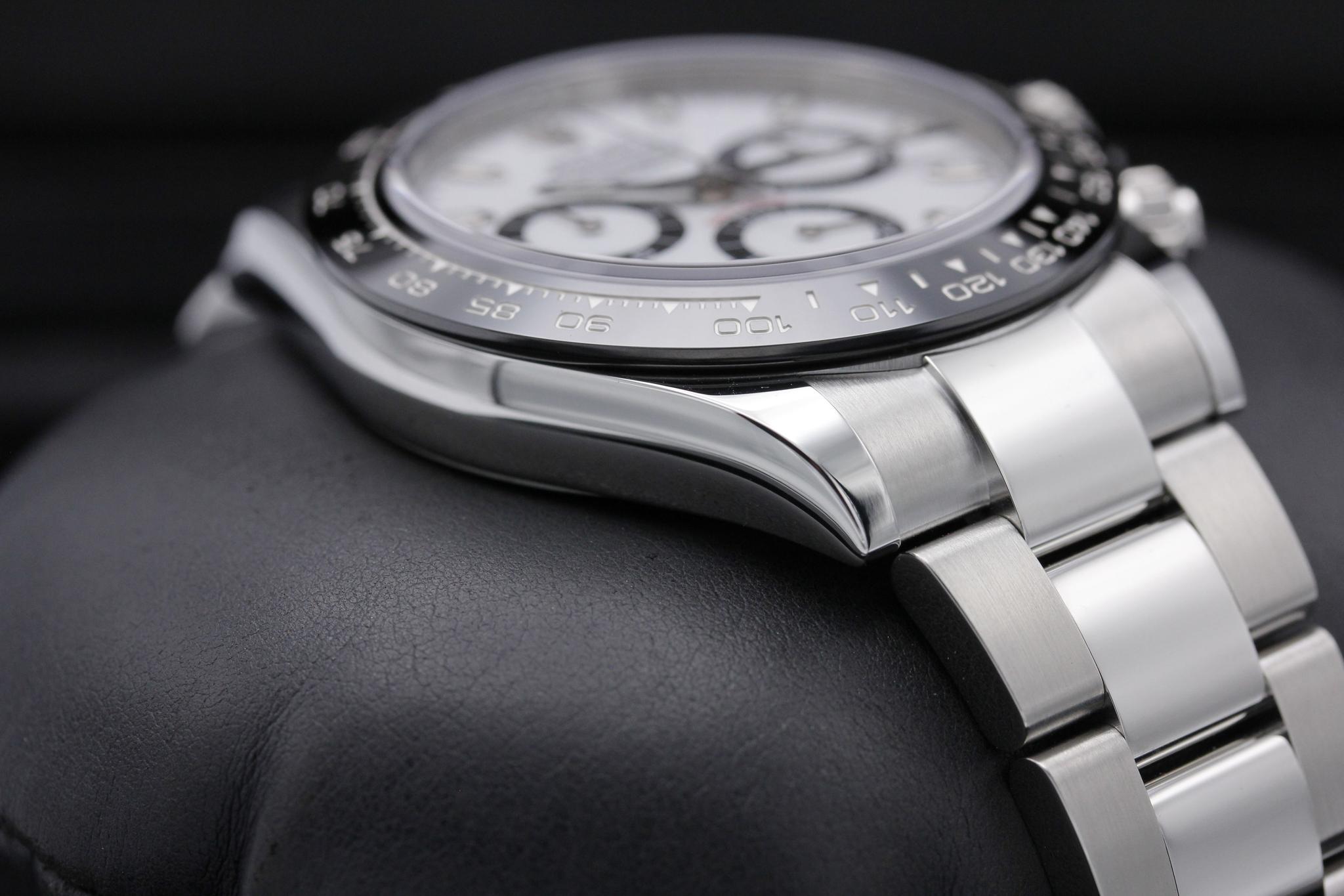Watch Image 6