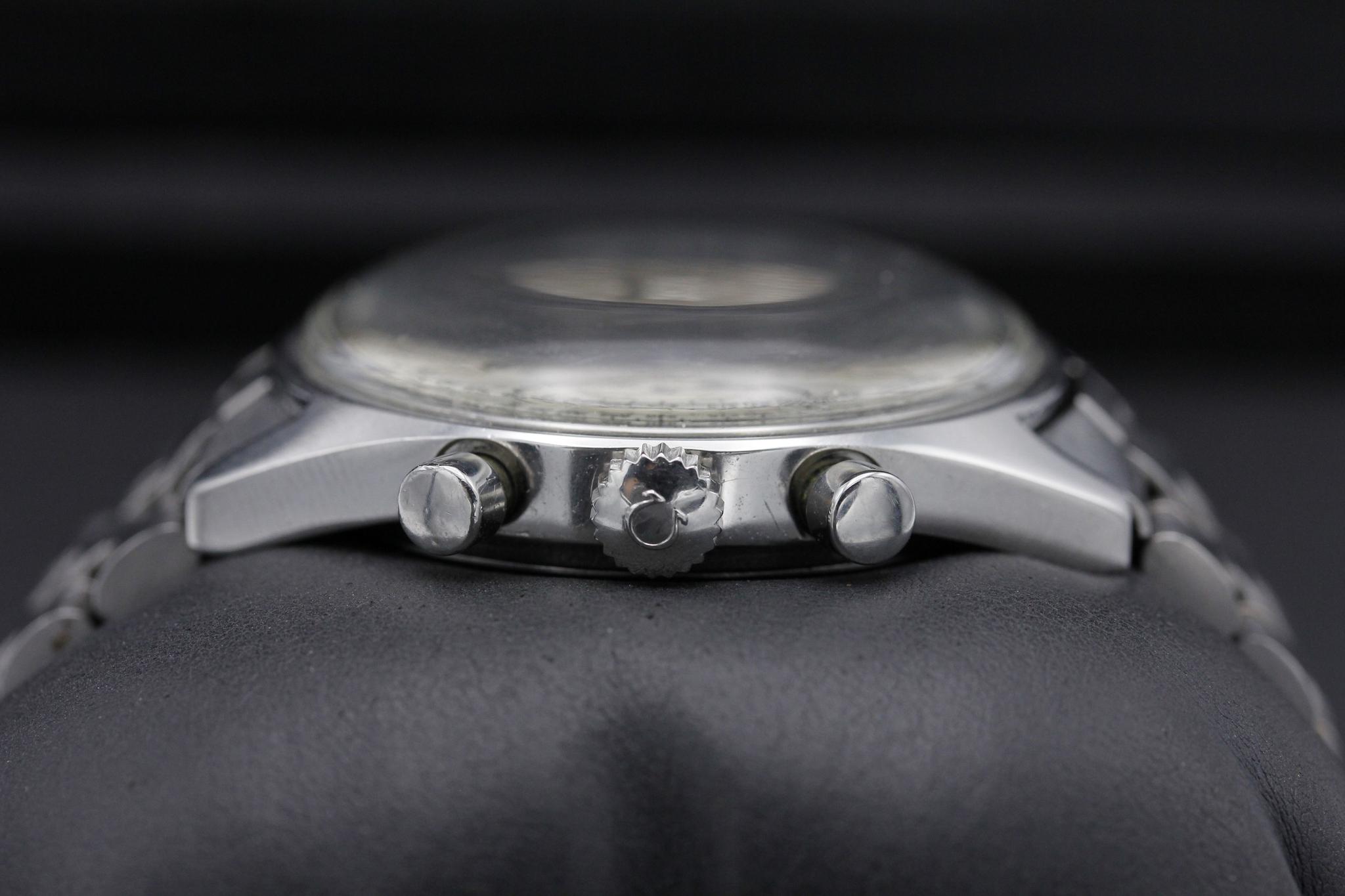 Watch Image 4