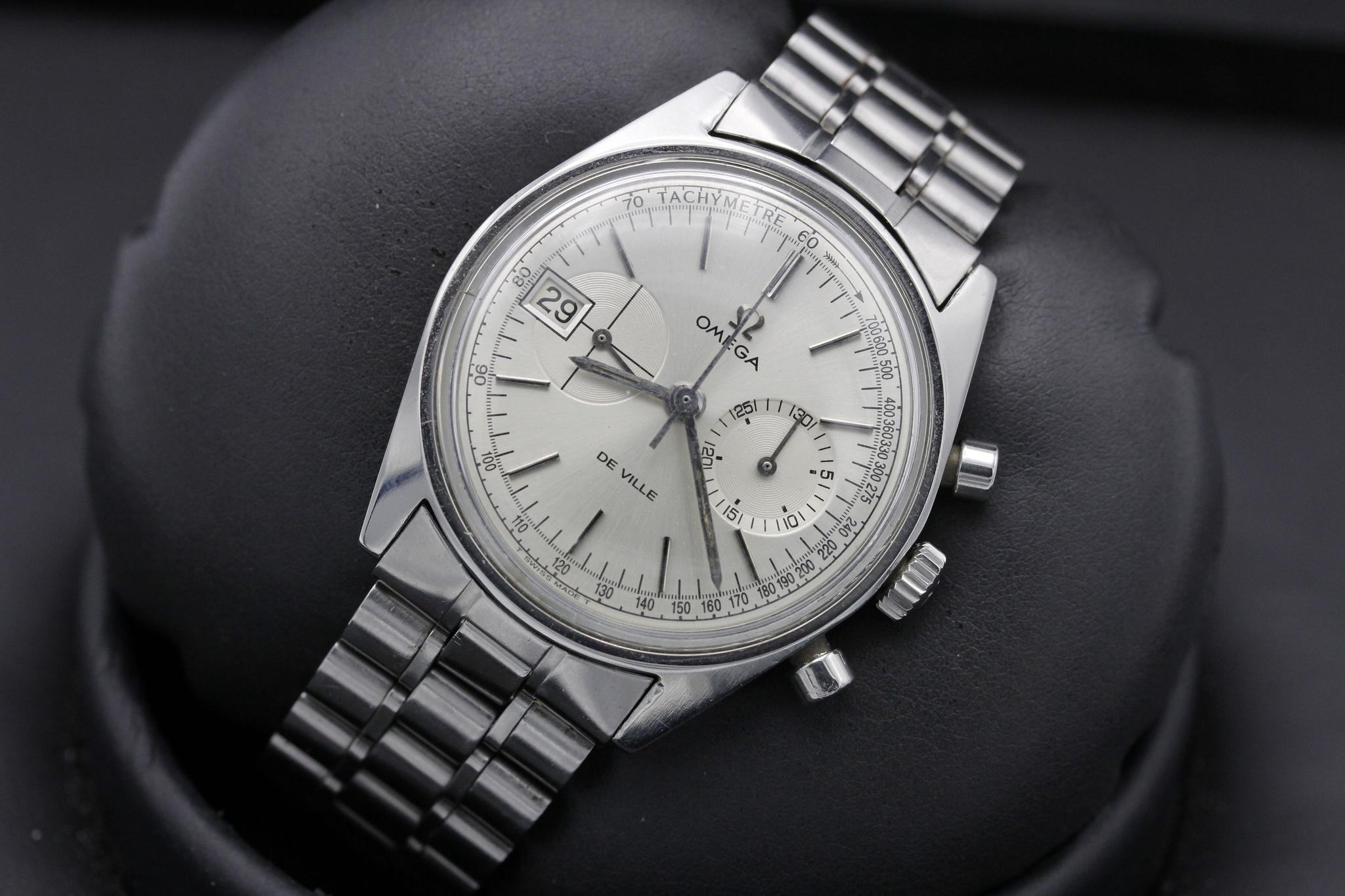 Watch Image 12