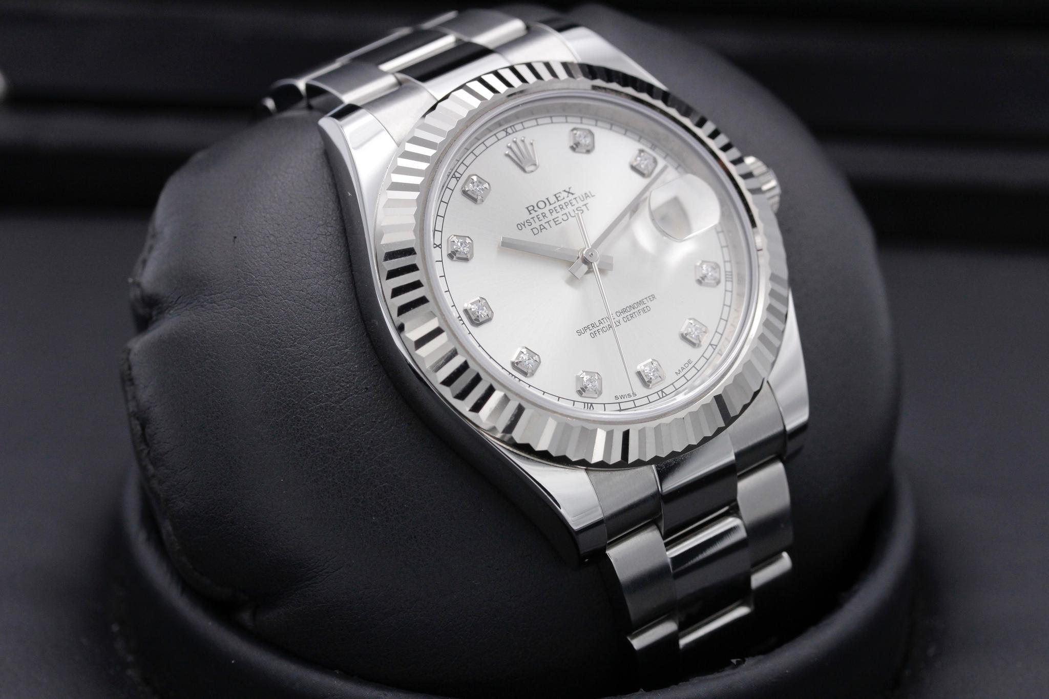 Watch Image 9