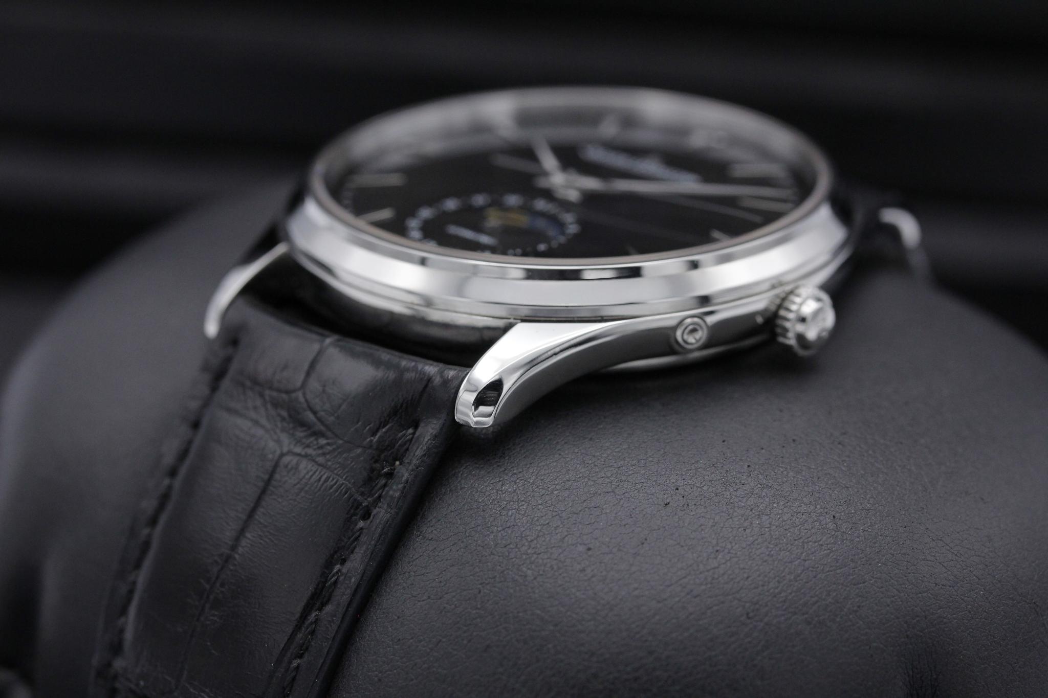 Watch Image 2