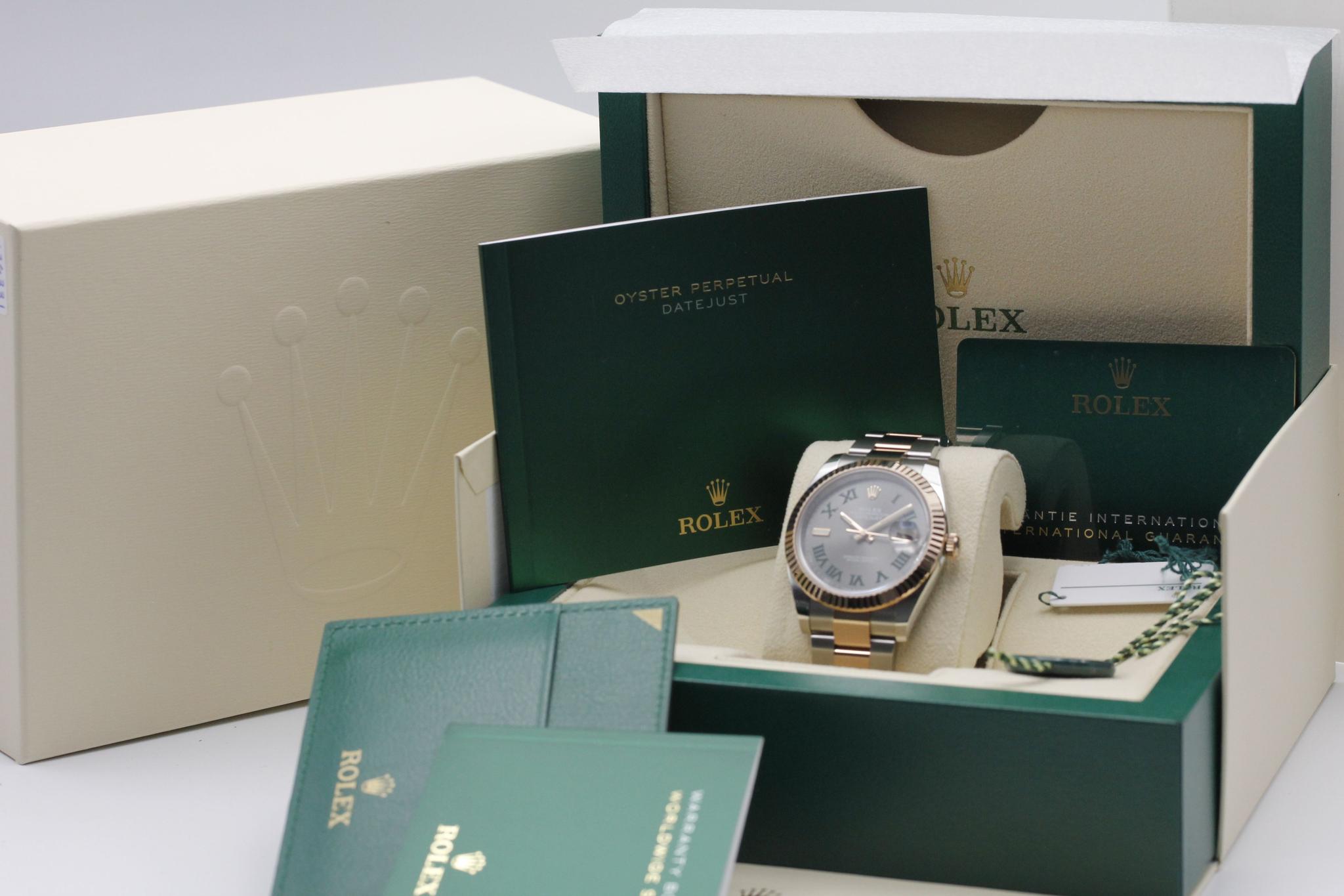 Watch Image 11