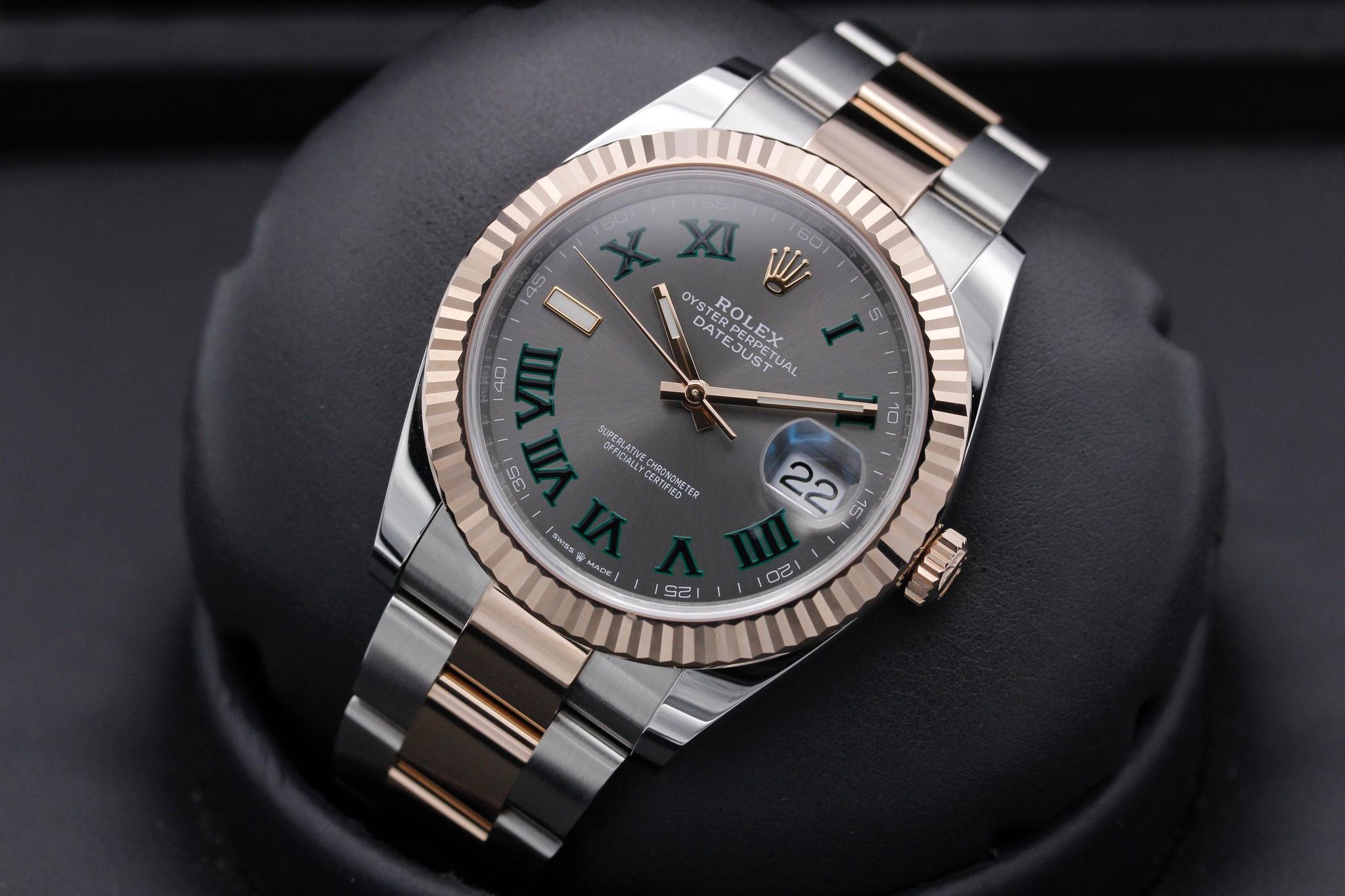 Watch Image 9